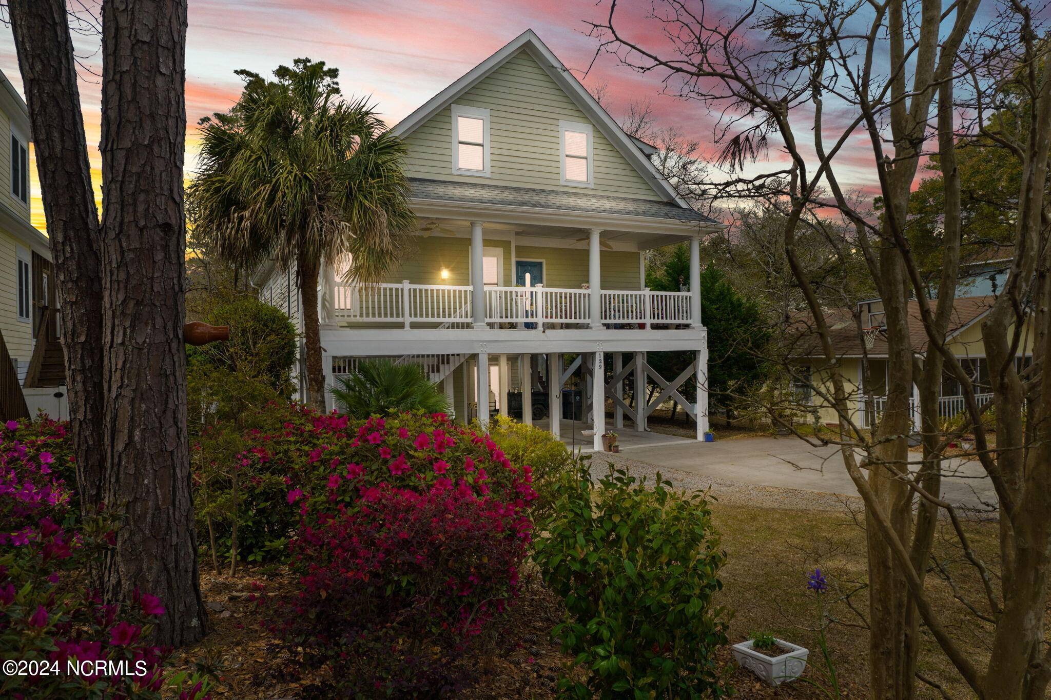 Oak Island, NC 28465,129 NW 22nd ST