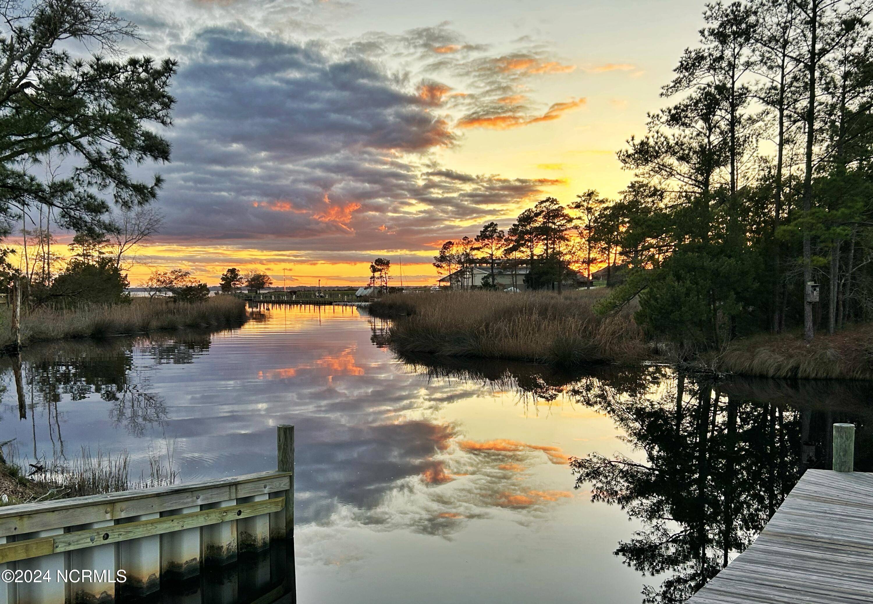 Minnesott Beach, NC 28510,22 Needle Rush Court