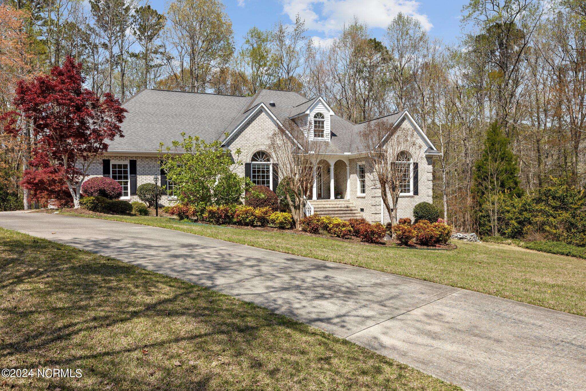 Chocowinity, NC 27817,108 Charles CT