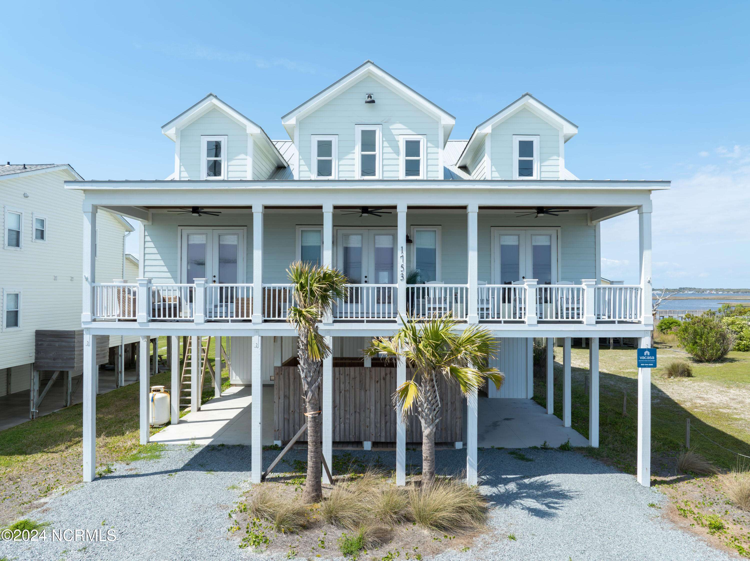 North Topsail Beach, NC 28460,1753 New River Inlet RD