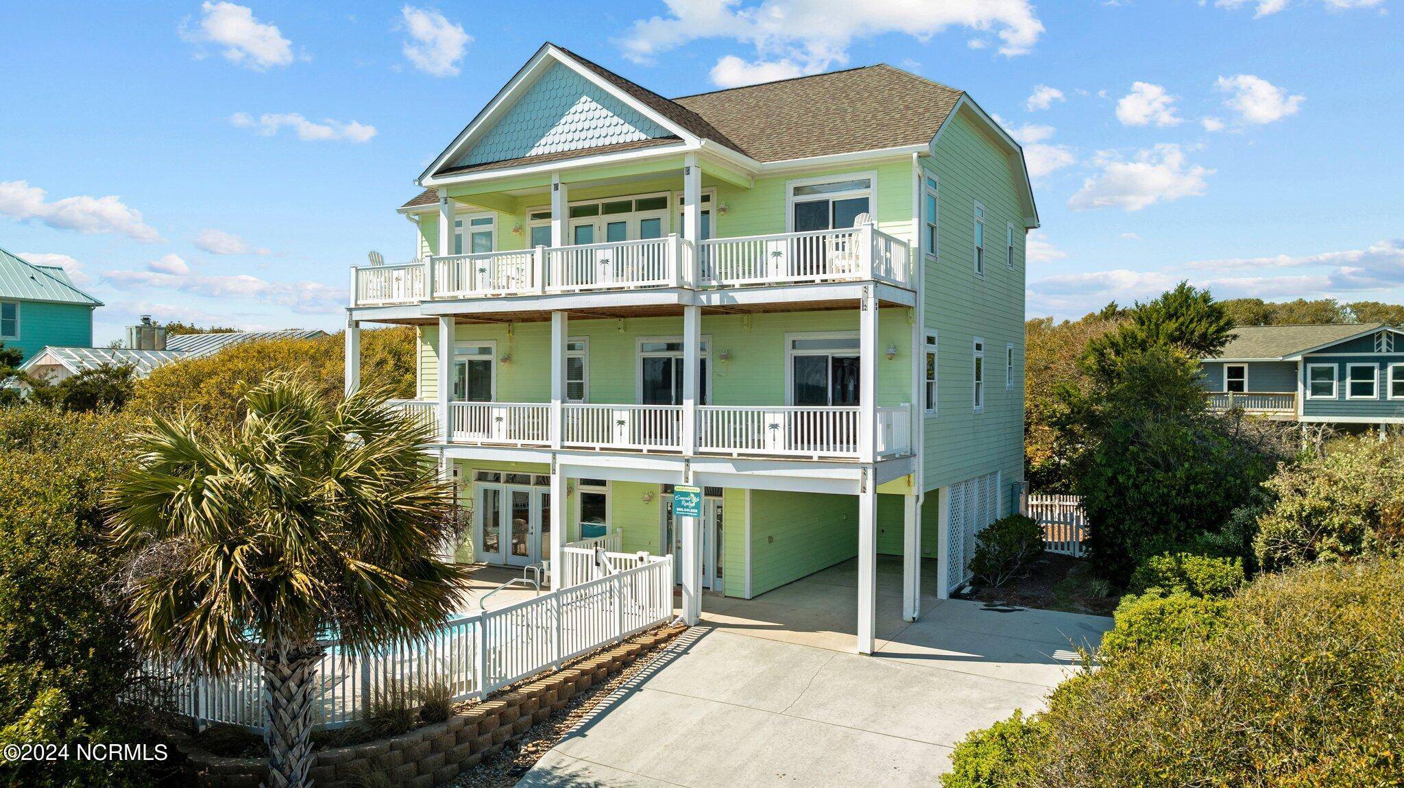 Emerald Isle, NC 28594,7404 Ocean DR