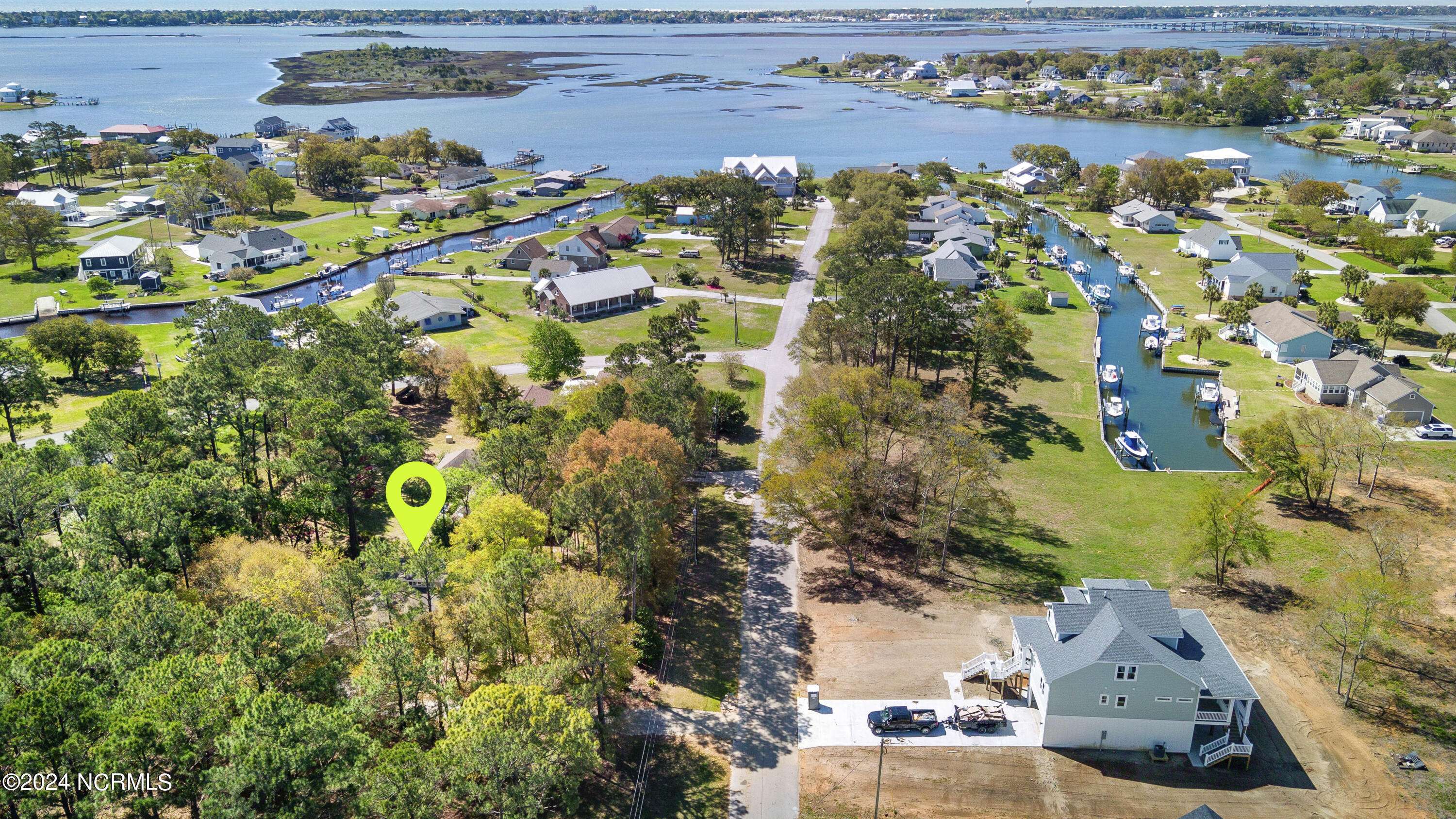 Cape Carteret, NC 28584,207 Channel View CT