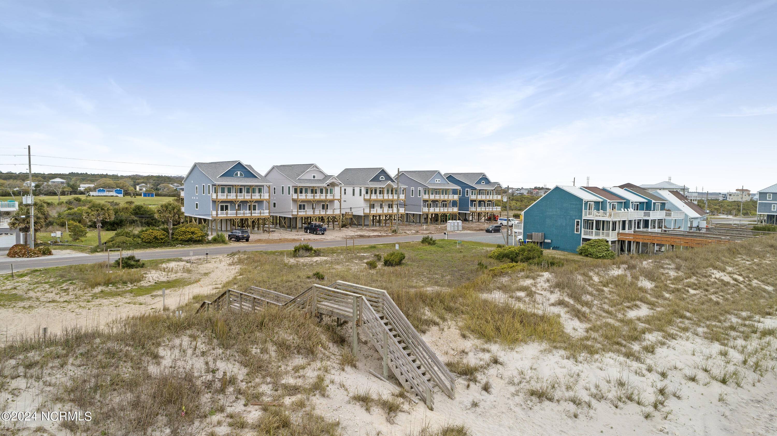 North Topsail Beach, NC 28460,1435 New River Inlet RD