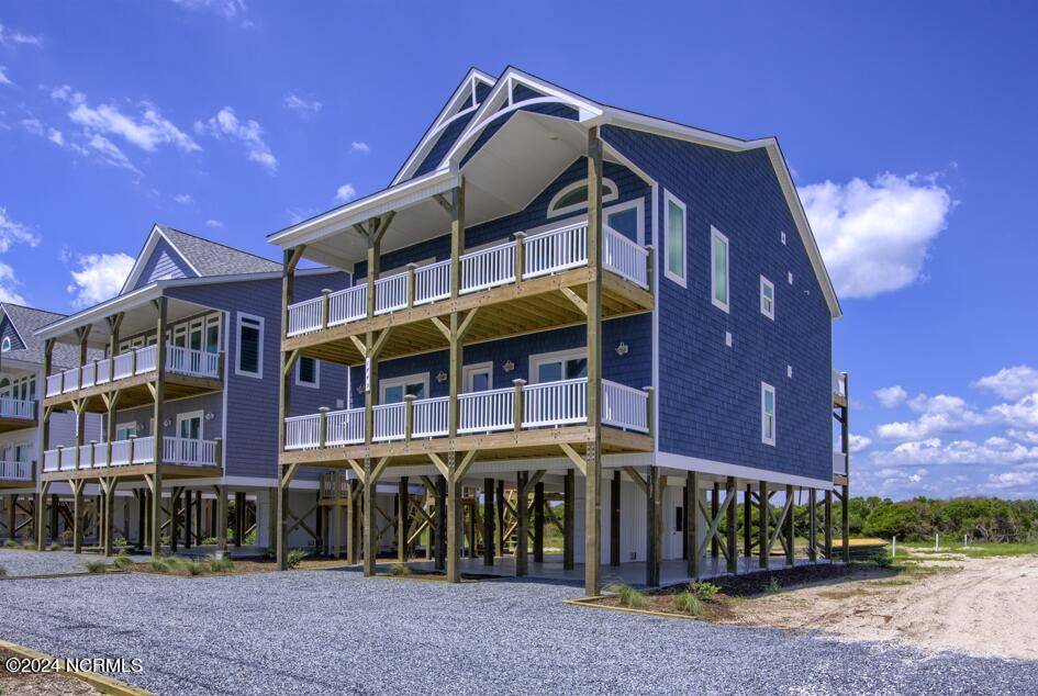 North Topsail Beach, NC 28460,1443 New River Inlet RD