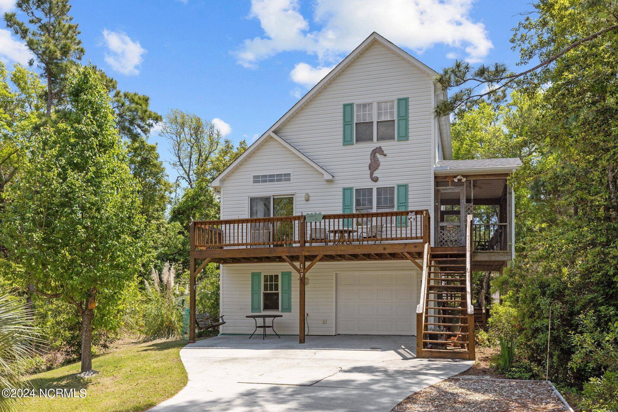 Emerald Isle, NC 28594,137 Fawn DR