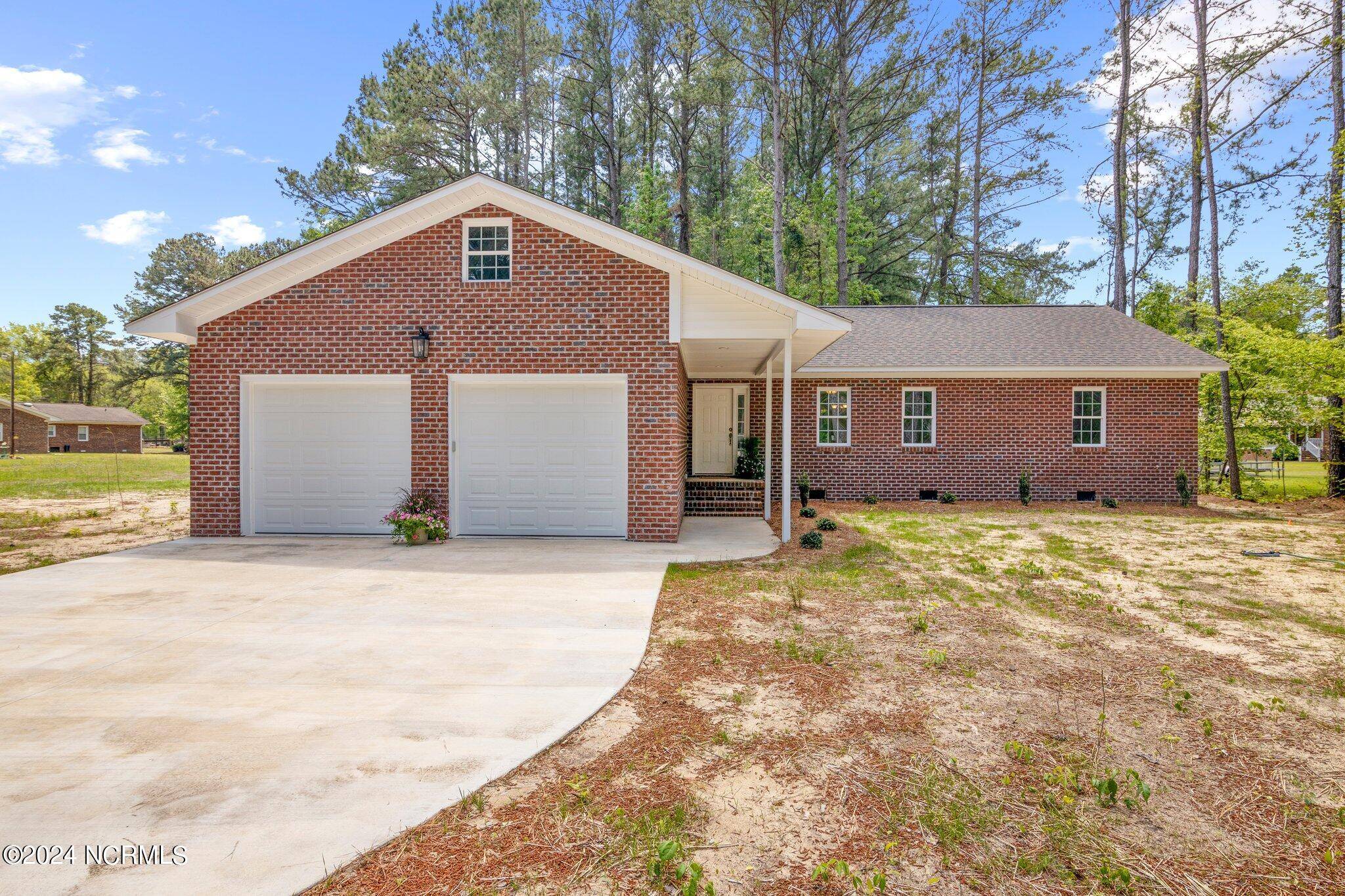 Washington, NC 27889,216 Coastal DR