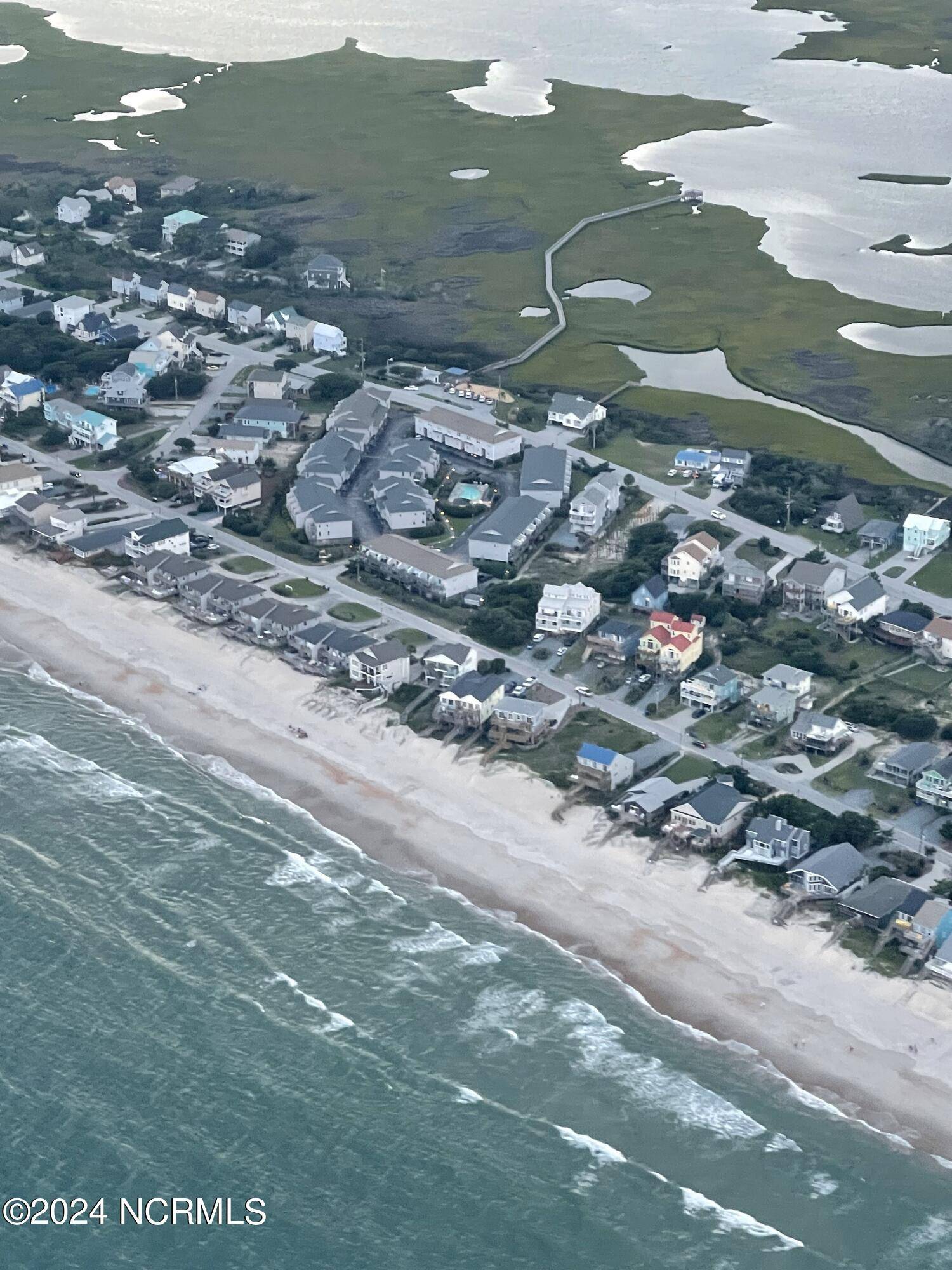 Surf City, NC 28445,128 Crosswinds Drive