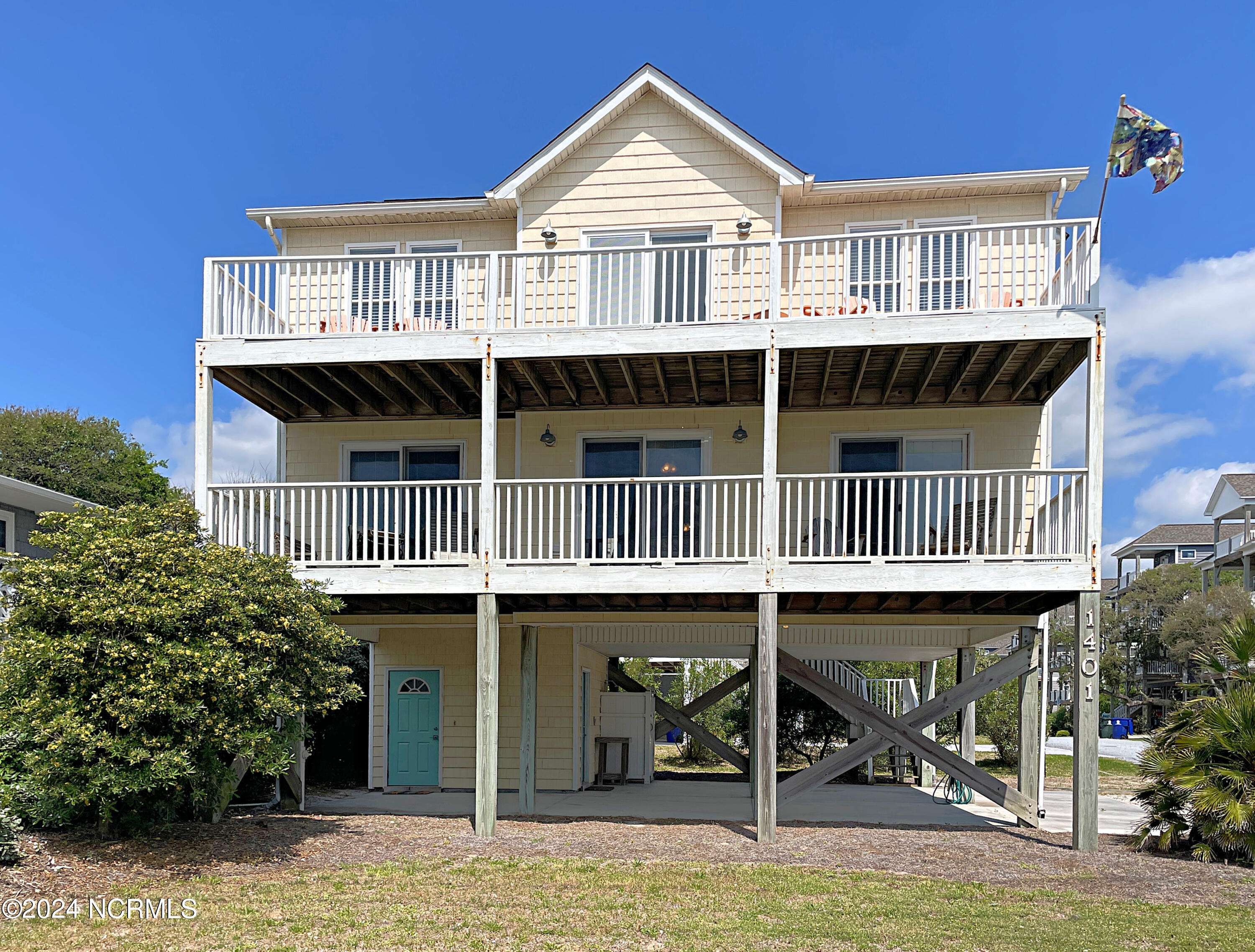 Surf City, NC 28445,1401 S Shore Drive