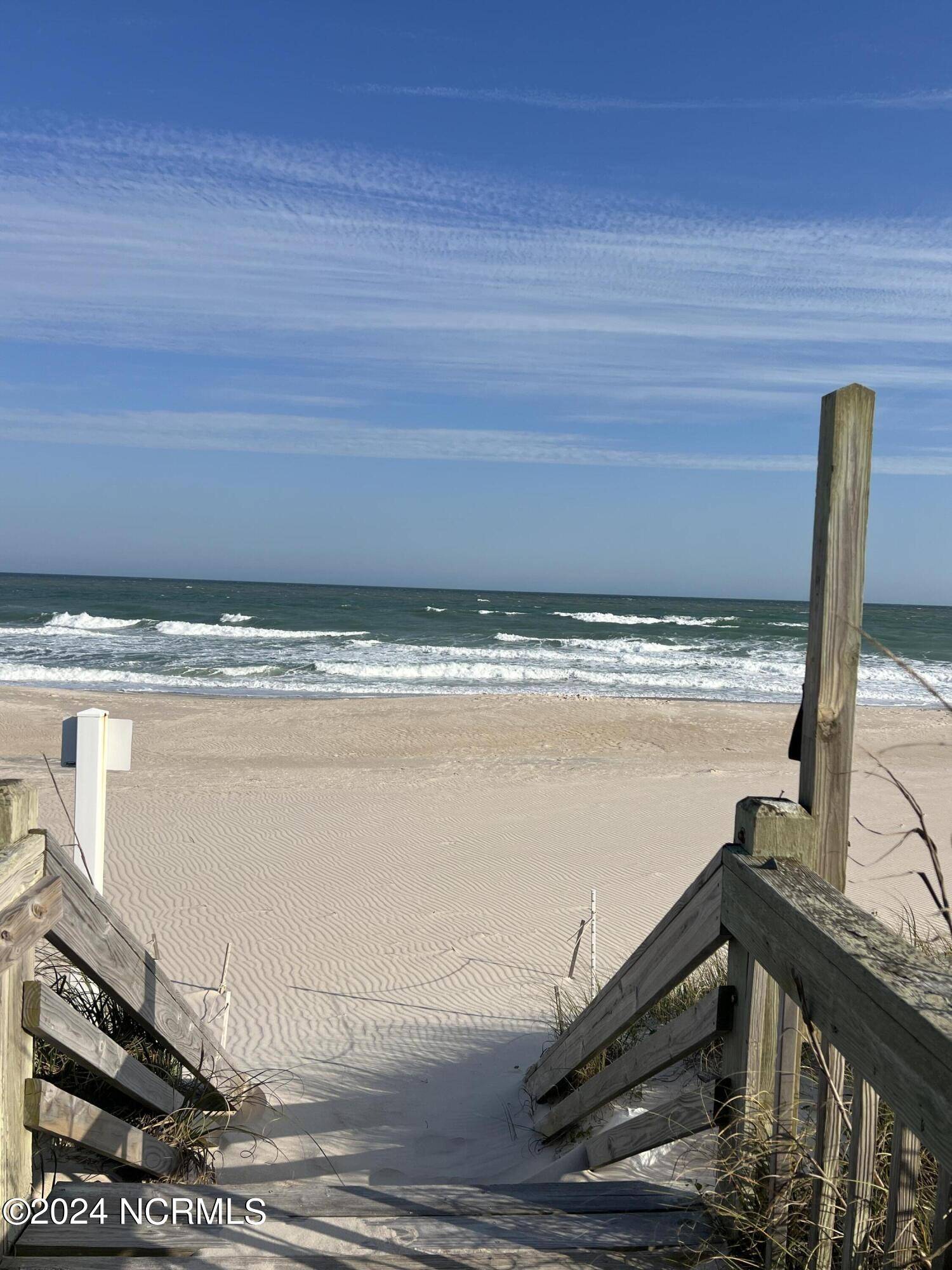 North Topsail Beach, NC 28460,8304 5th AVE