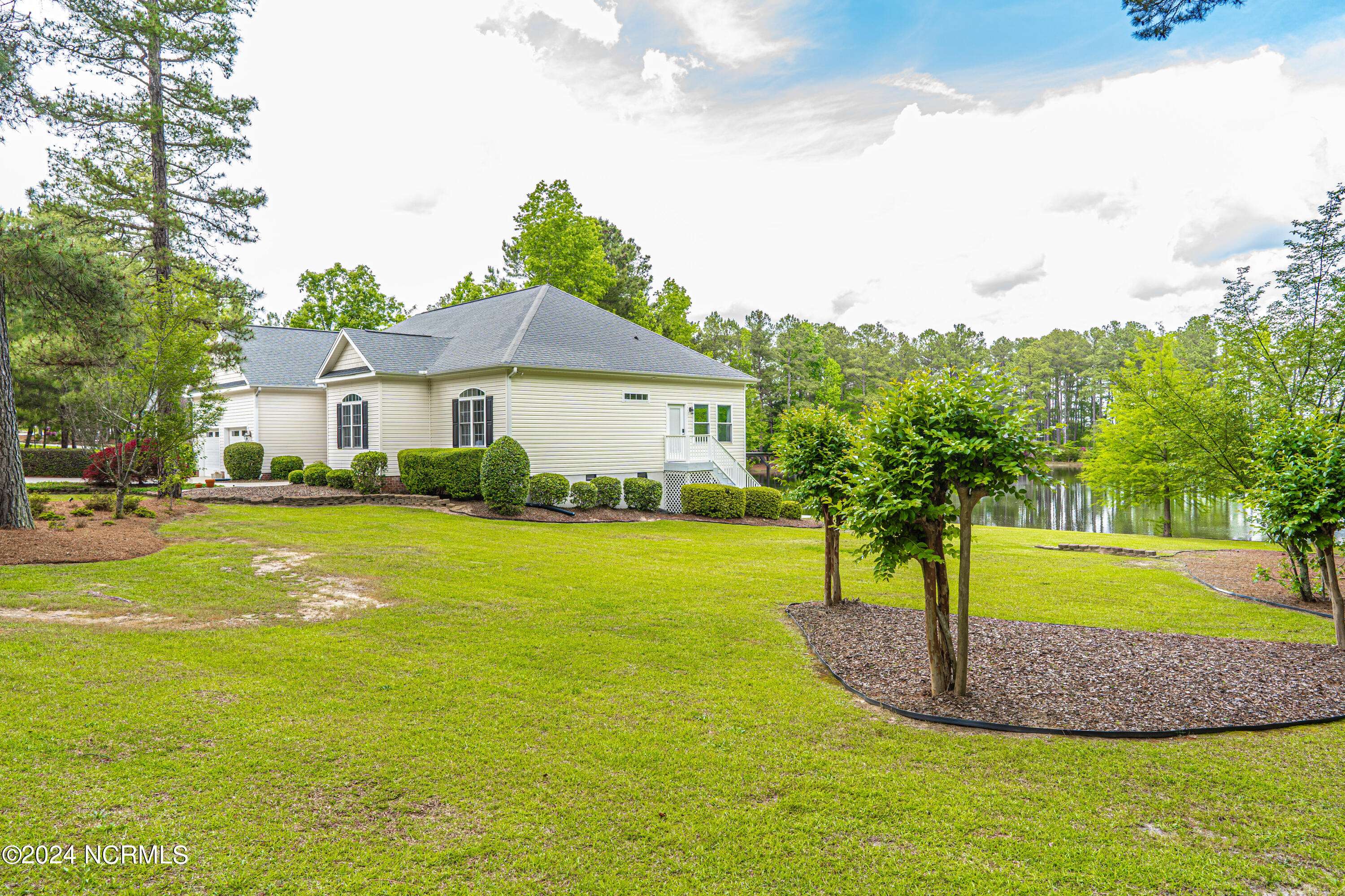 Whispering Pines, NC 28327,7 Whisper Lake DR