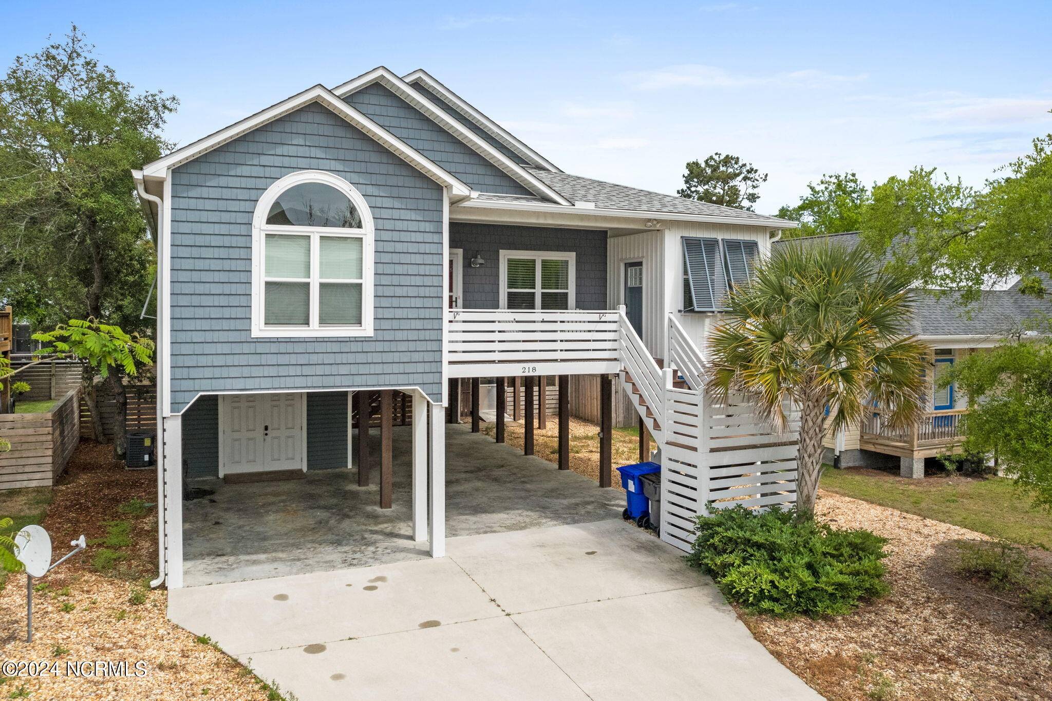 Oak Island, NC 28465,218 NE 52nd ST