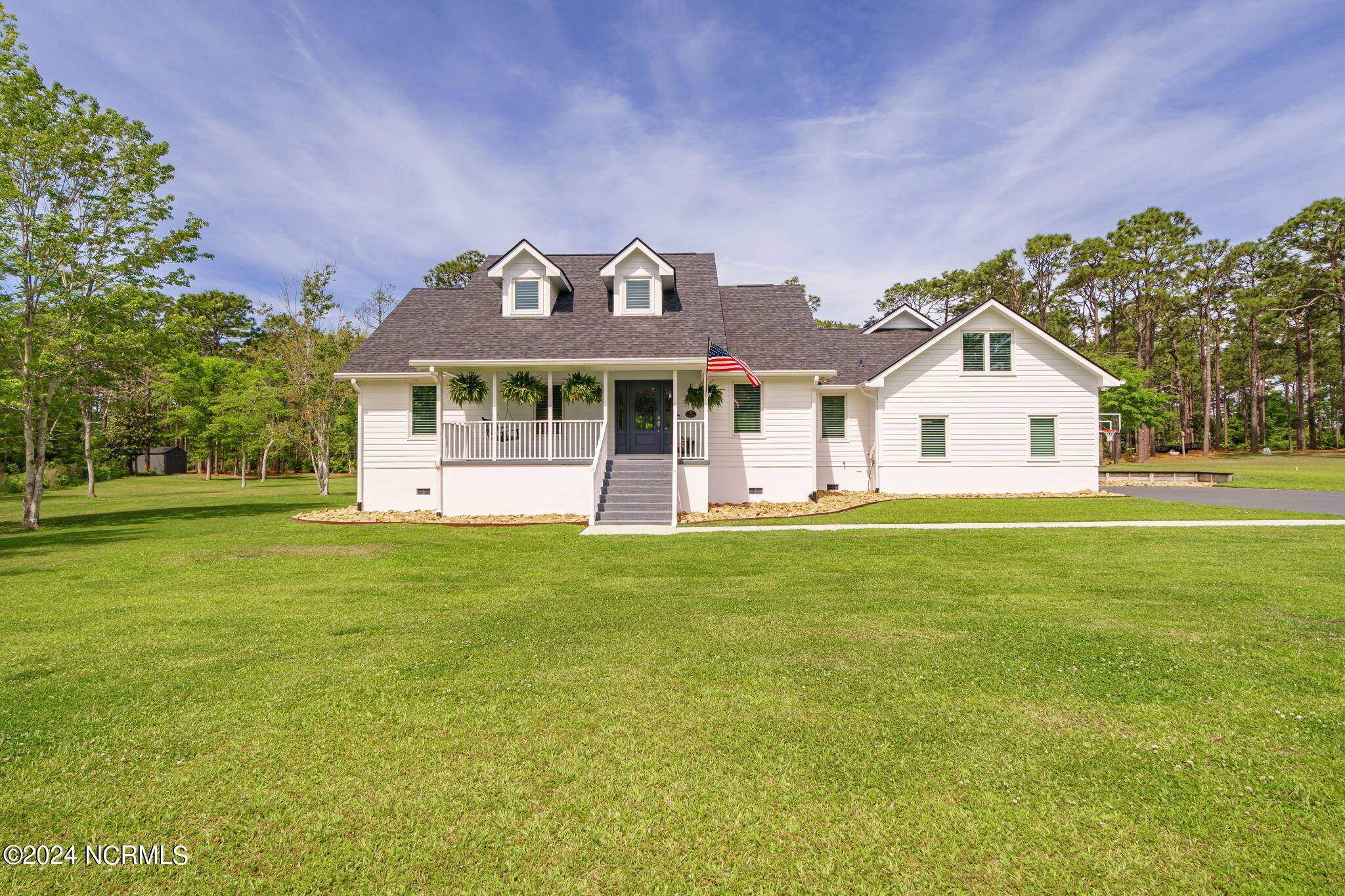 Newport, NC 28570,170 Deep Bay DR