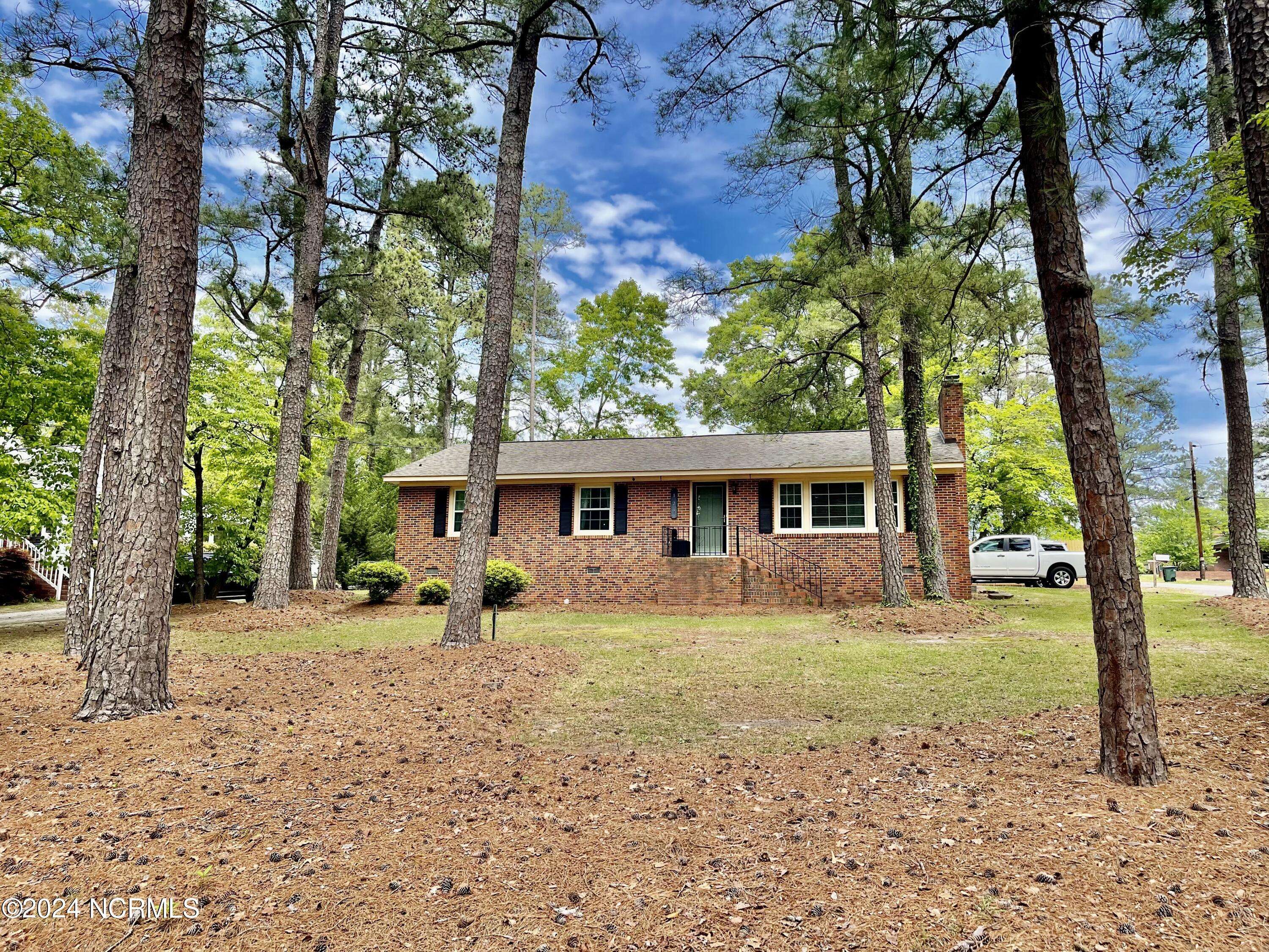 Rockingham, NC 28379,129 Woodland RD