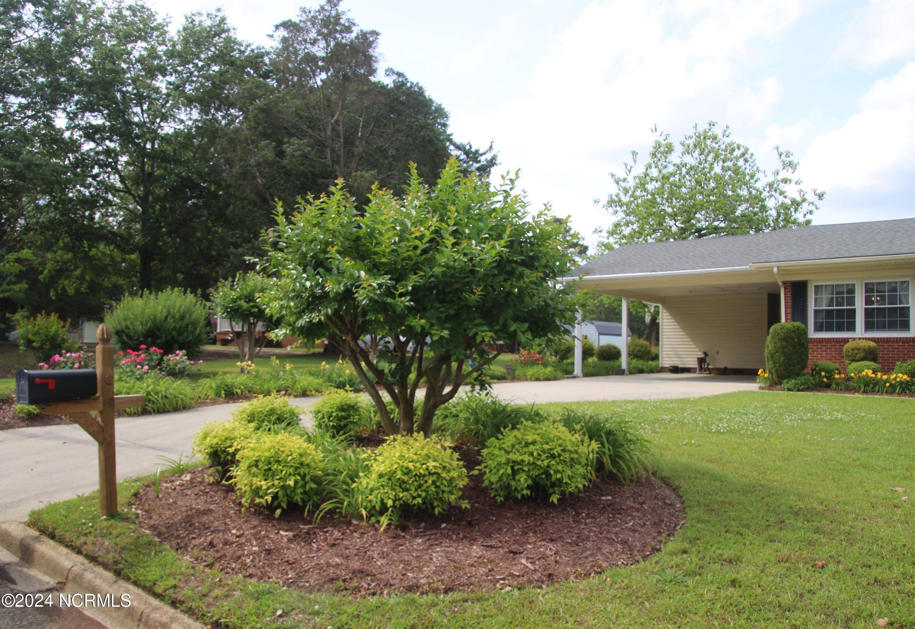 Macclesfield, NC 27852,401 E Wilson ST