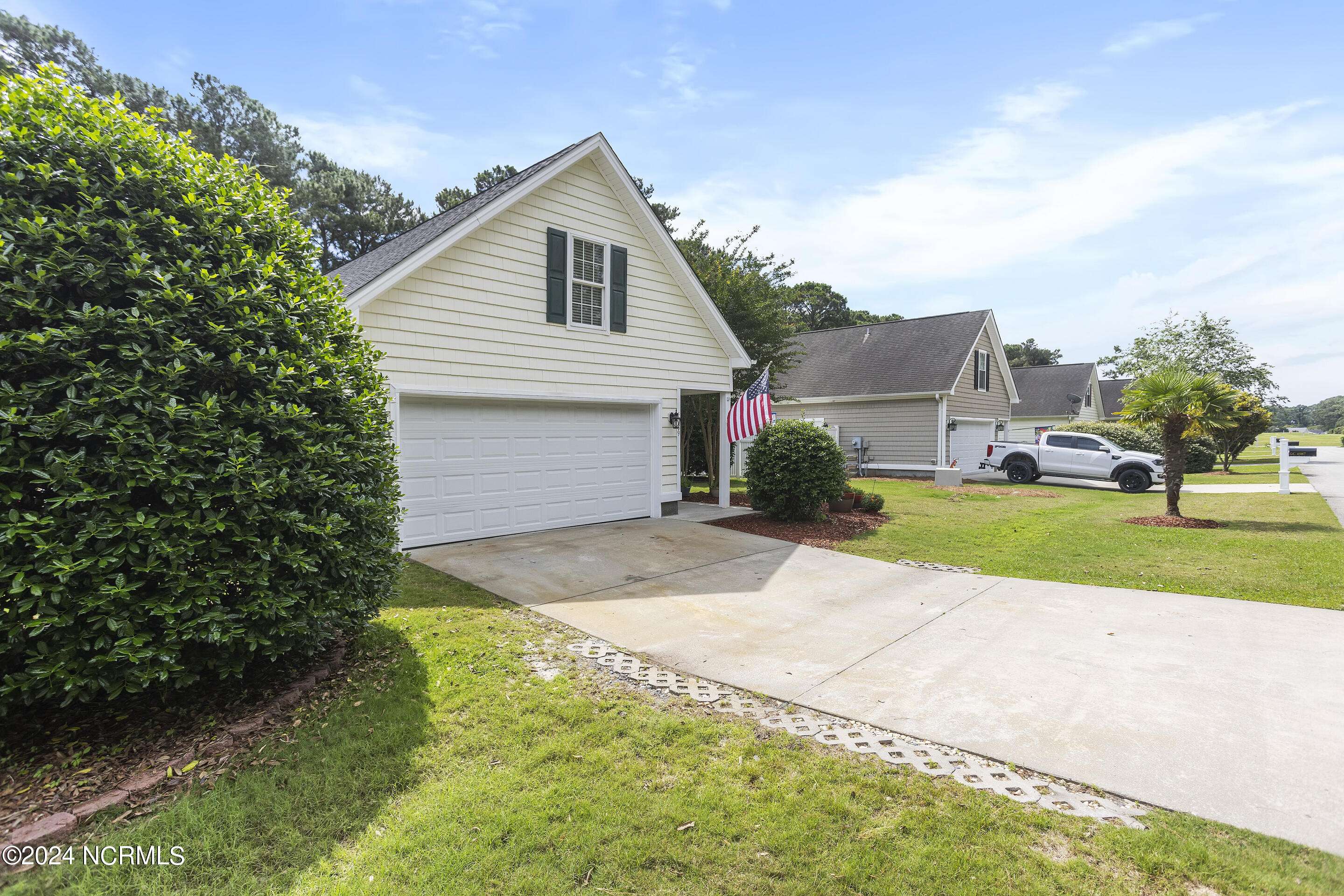 Southport, NC 28461,4989 Glen Cove DR SE