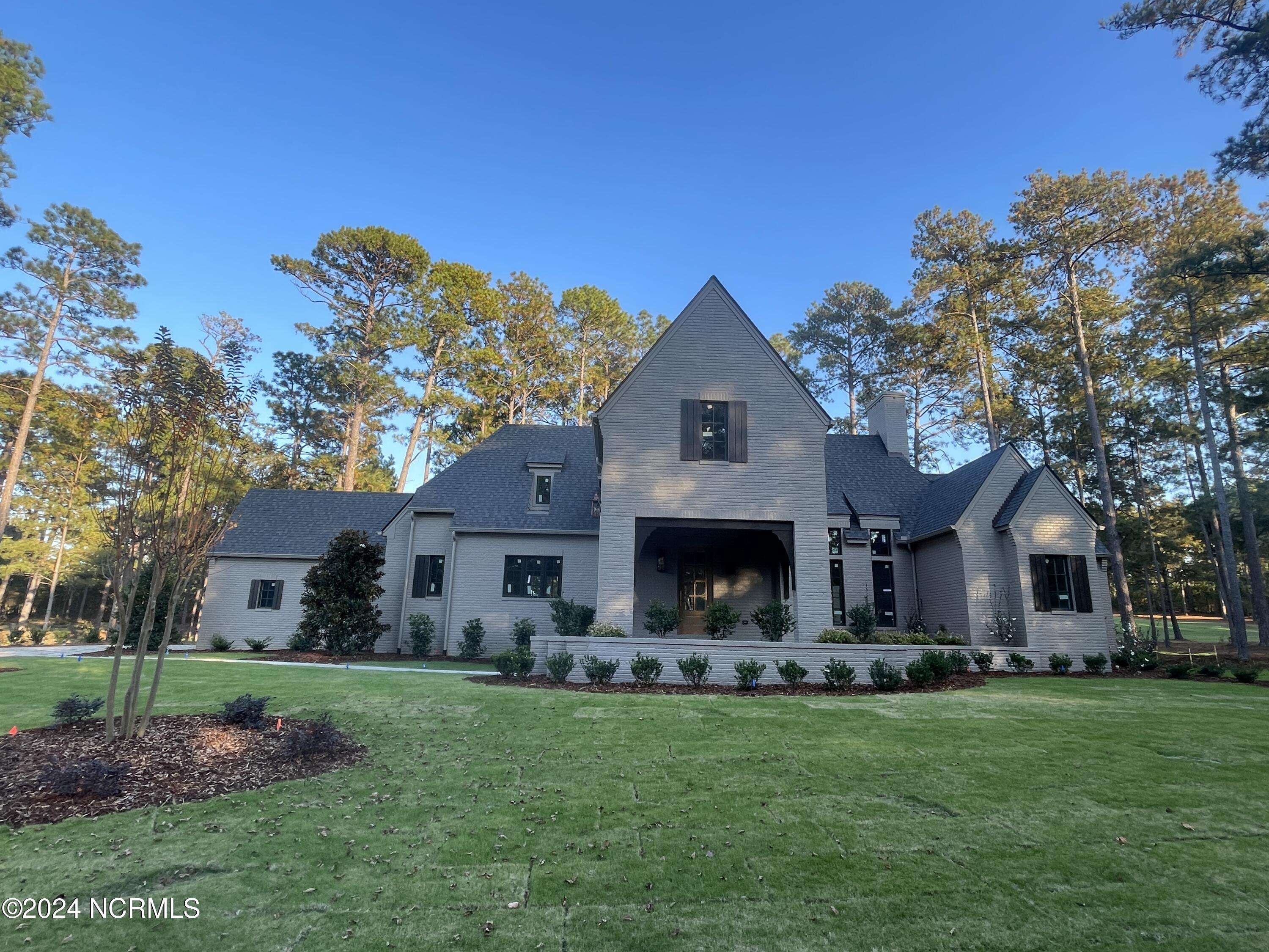 Pinehurst, NC 28374,124 Westwood RD