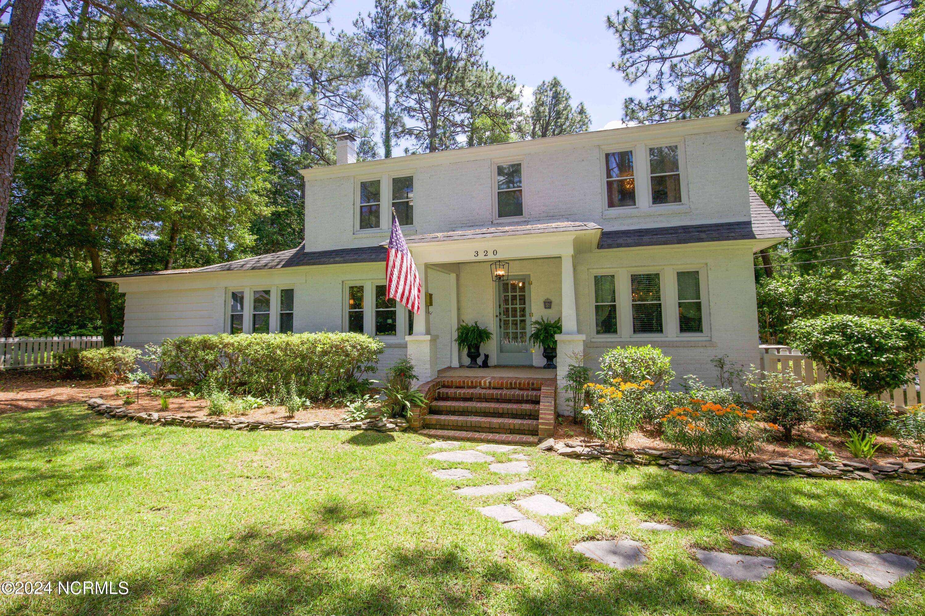 Southern Pines, NC 28387,320 E Morganton RD