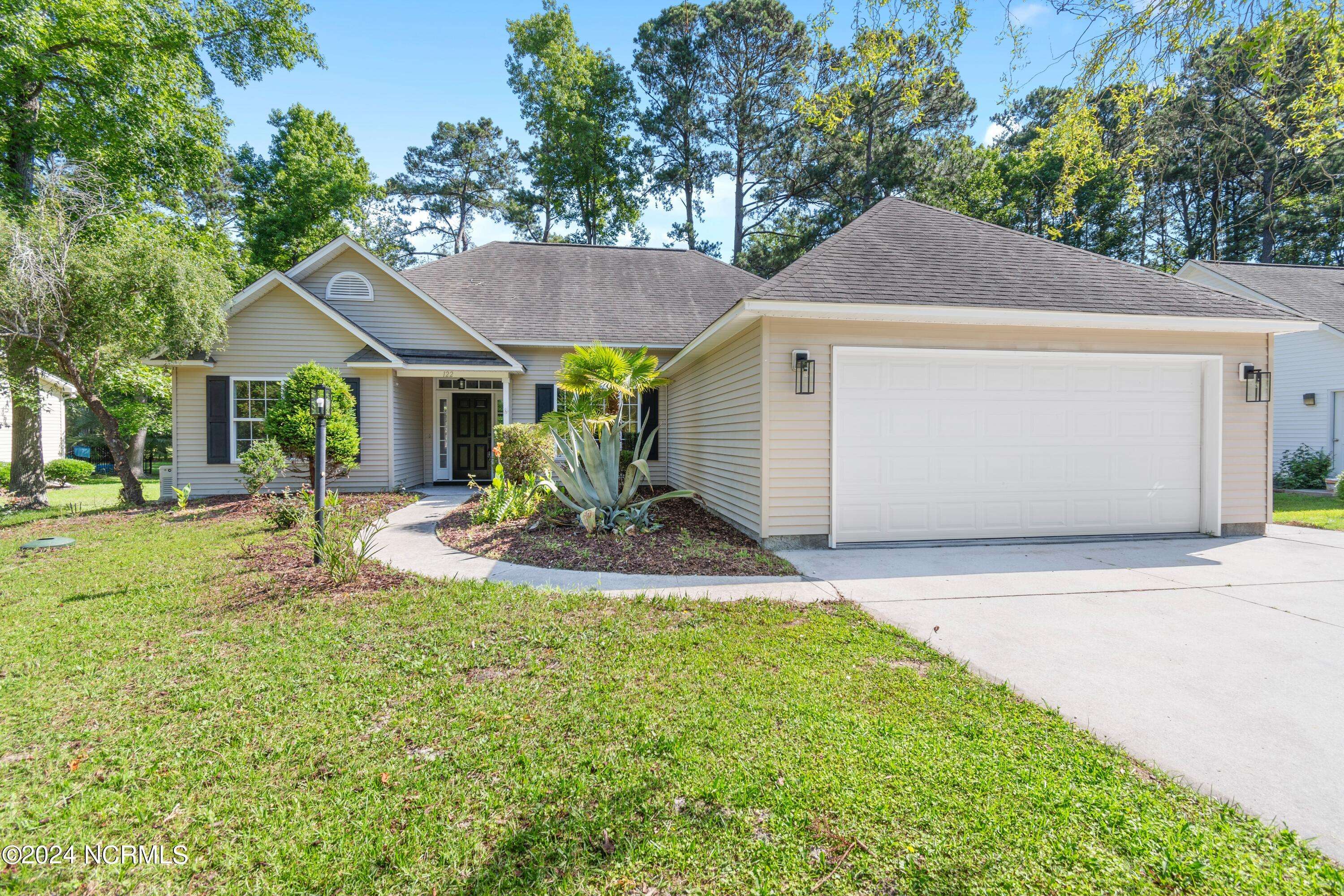 Calabash, NC 28467,122 Calabash RD NW