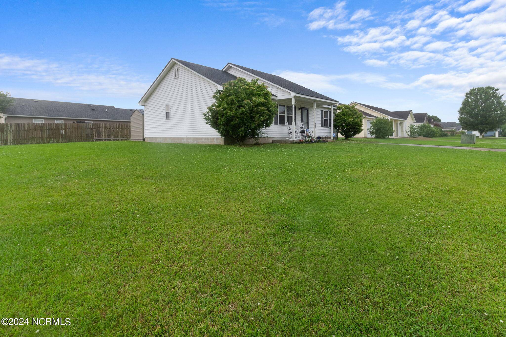 Elizabeth City, NC 27909,205 Summerfield ST