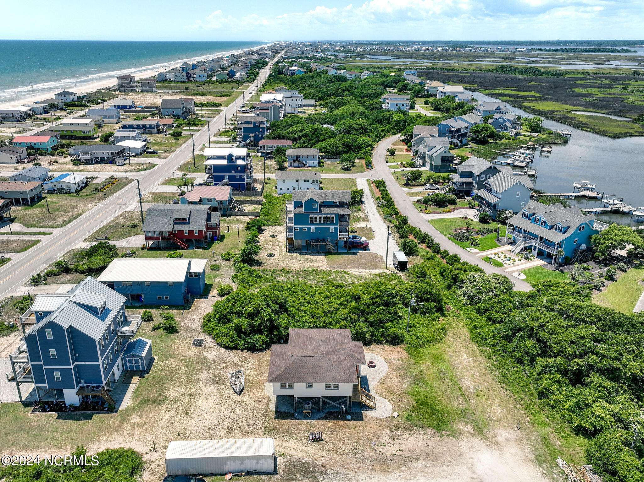 North Topsail Beach, NC 28460,3126 Topsail AVE