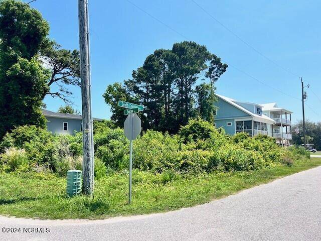 Carolina Beach, NC 28428,706 S South Carolina AVE