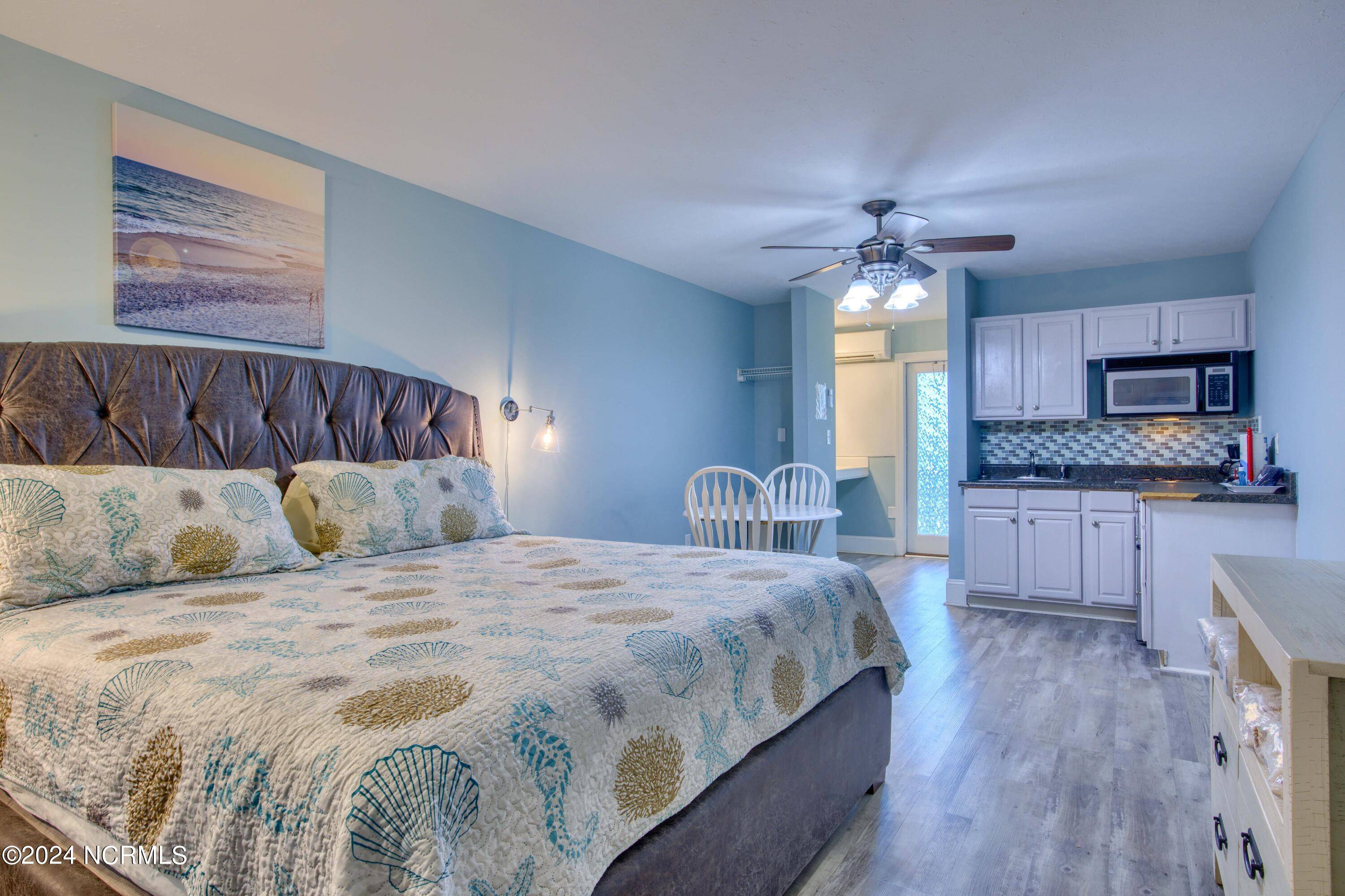 Surf City, NC 28445,1501 N New River DR #203