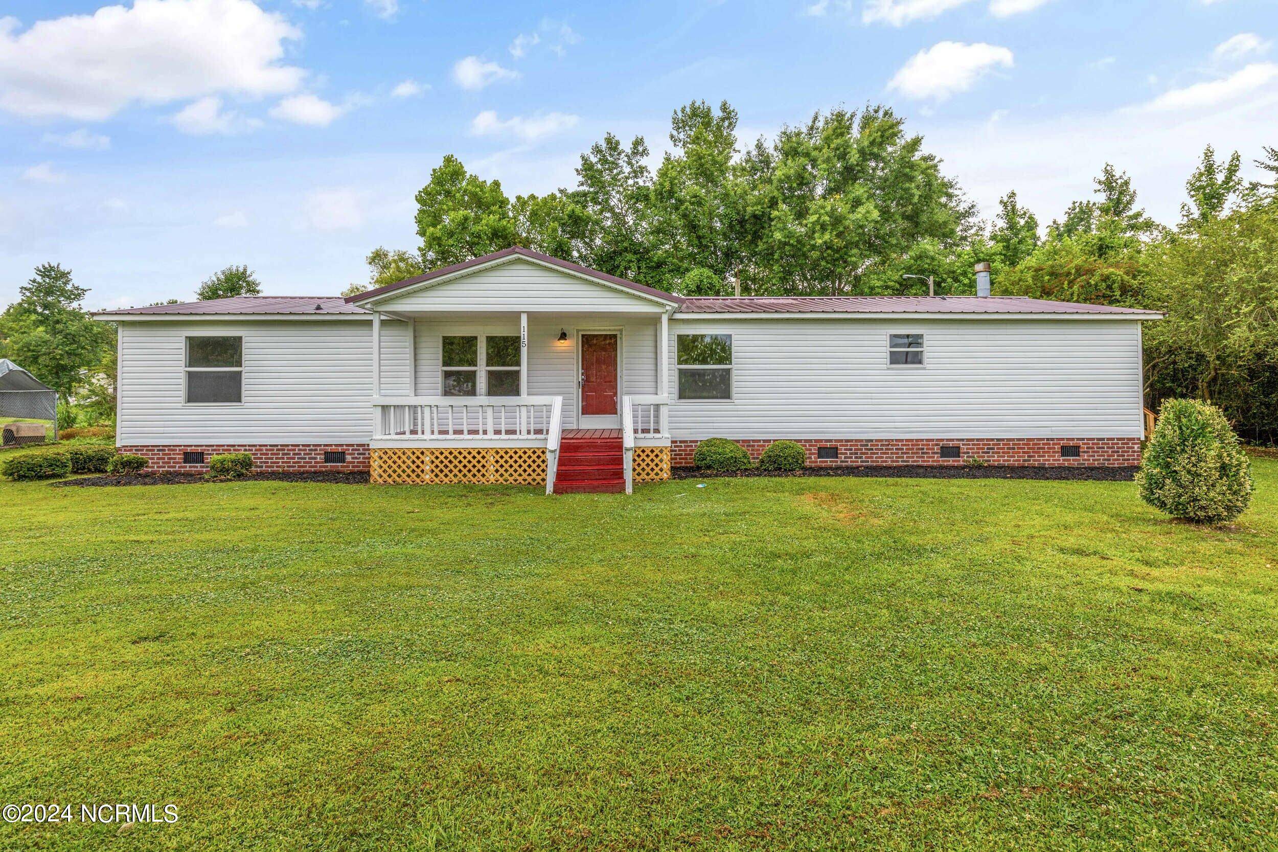 Wallace, NC 28466,115 Ivey B Williams LN