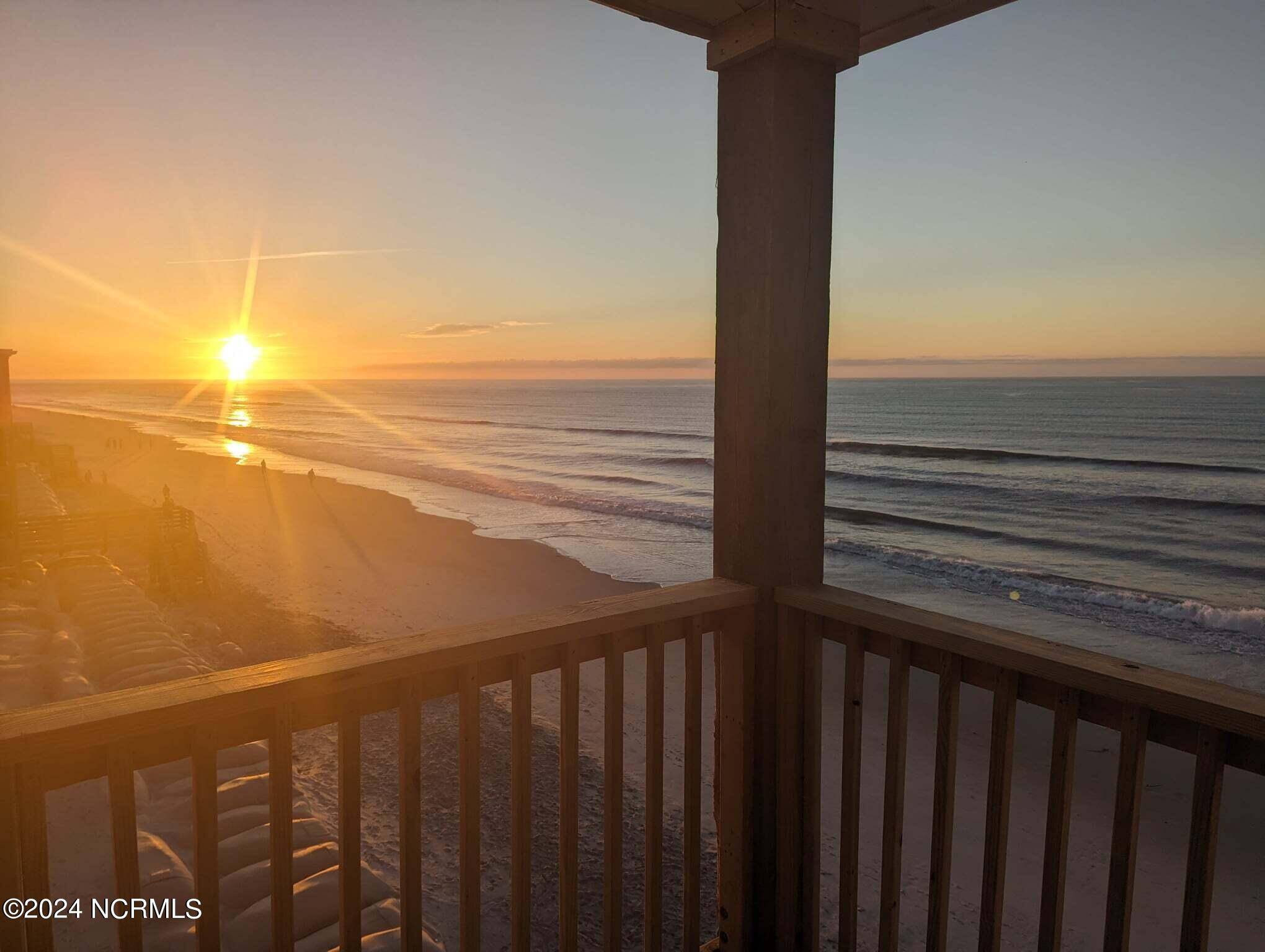 North Topsail Beach, NC 28460,2174 New River Inlet RD #385