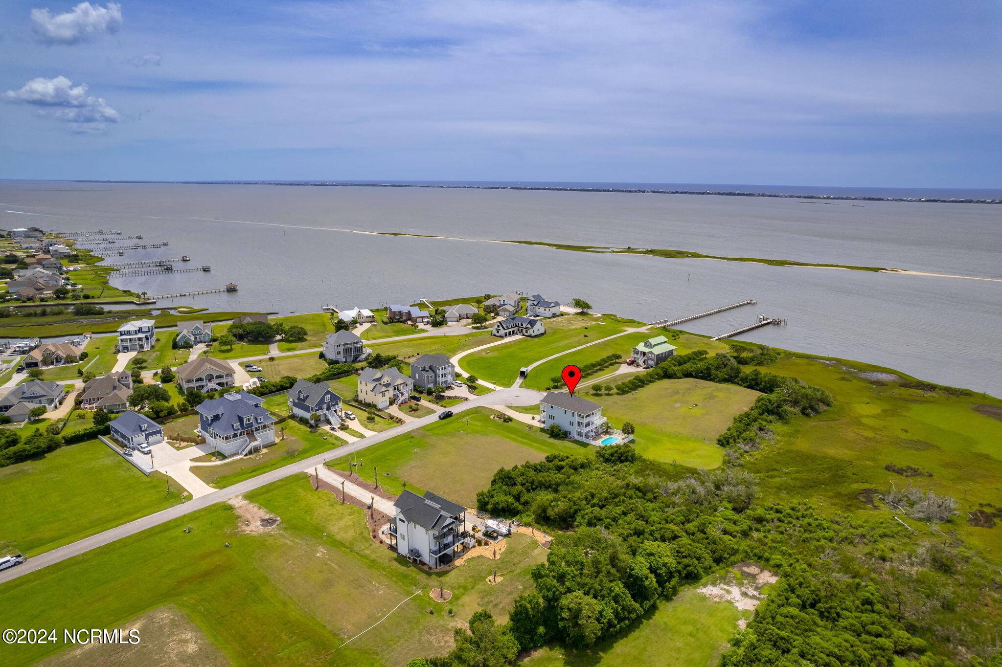 Newport, NC 28570,412 Island View DR