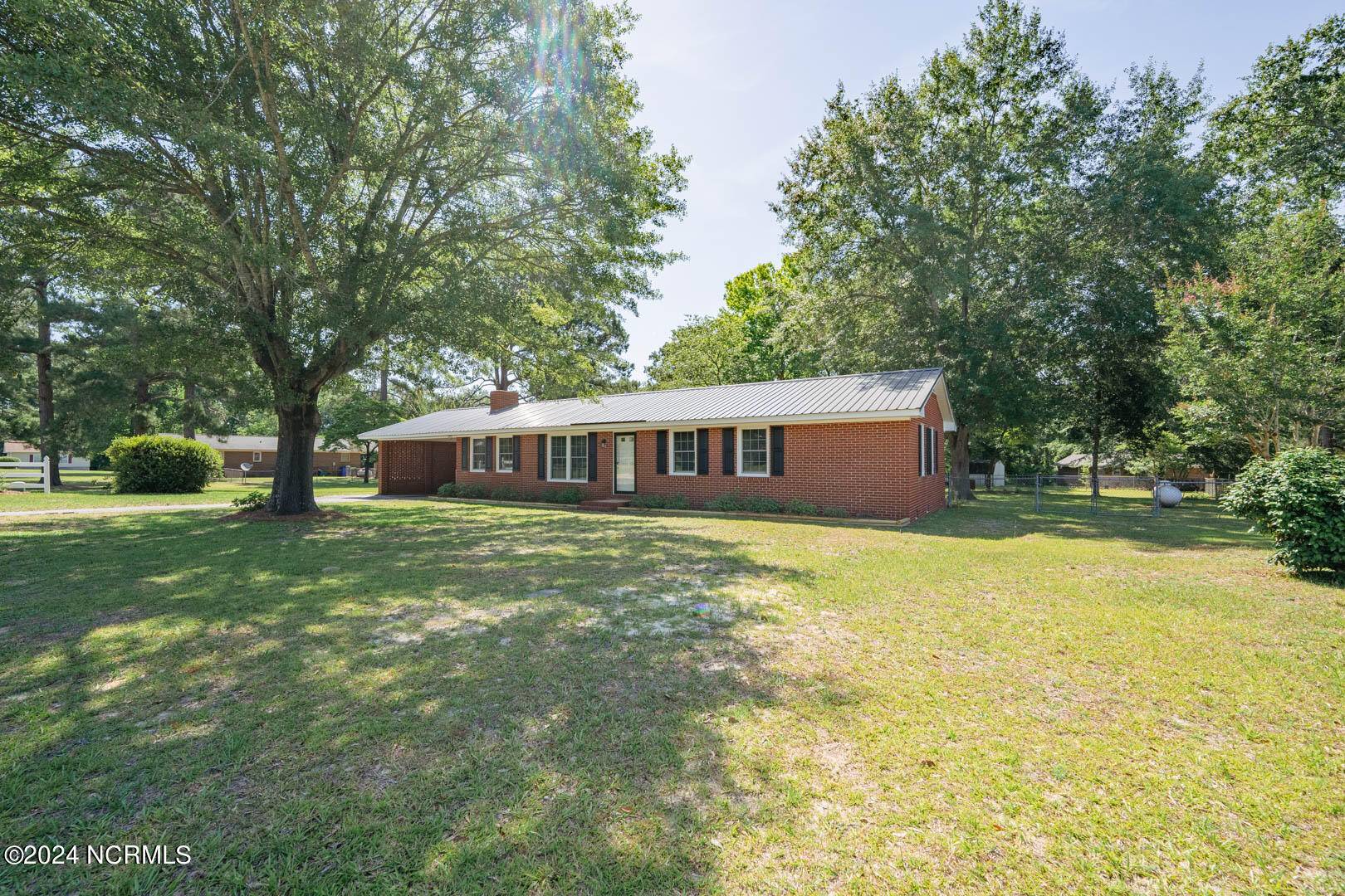 Elizabethtown, NC 28337,105 Autumn Circle