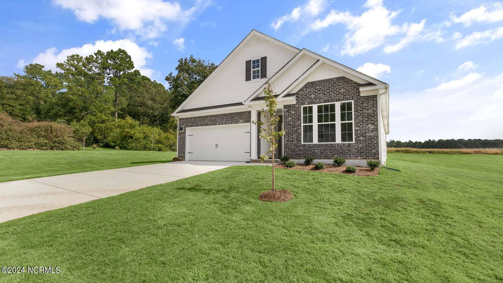 Aberdeen, NC 28315,401 Thistle Meadow LN