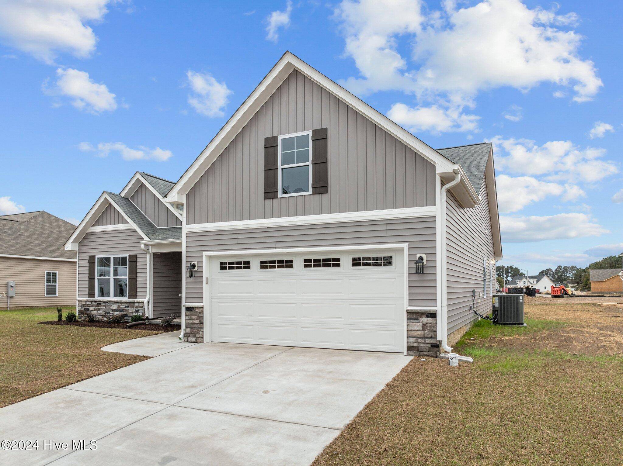 Winterville, NC 28590,2112 Rhinestone DR