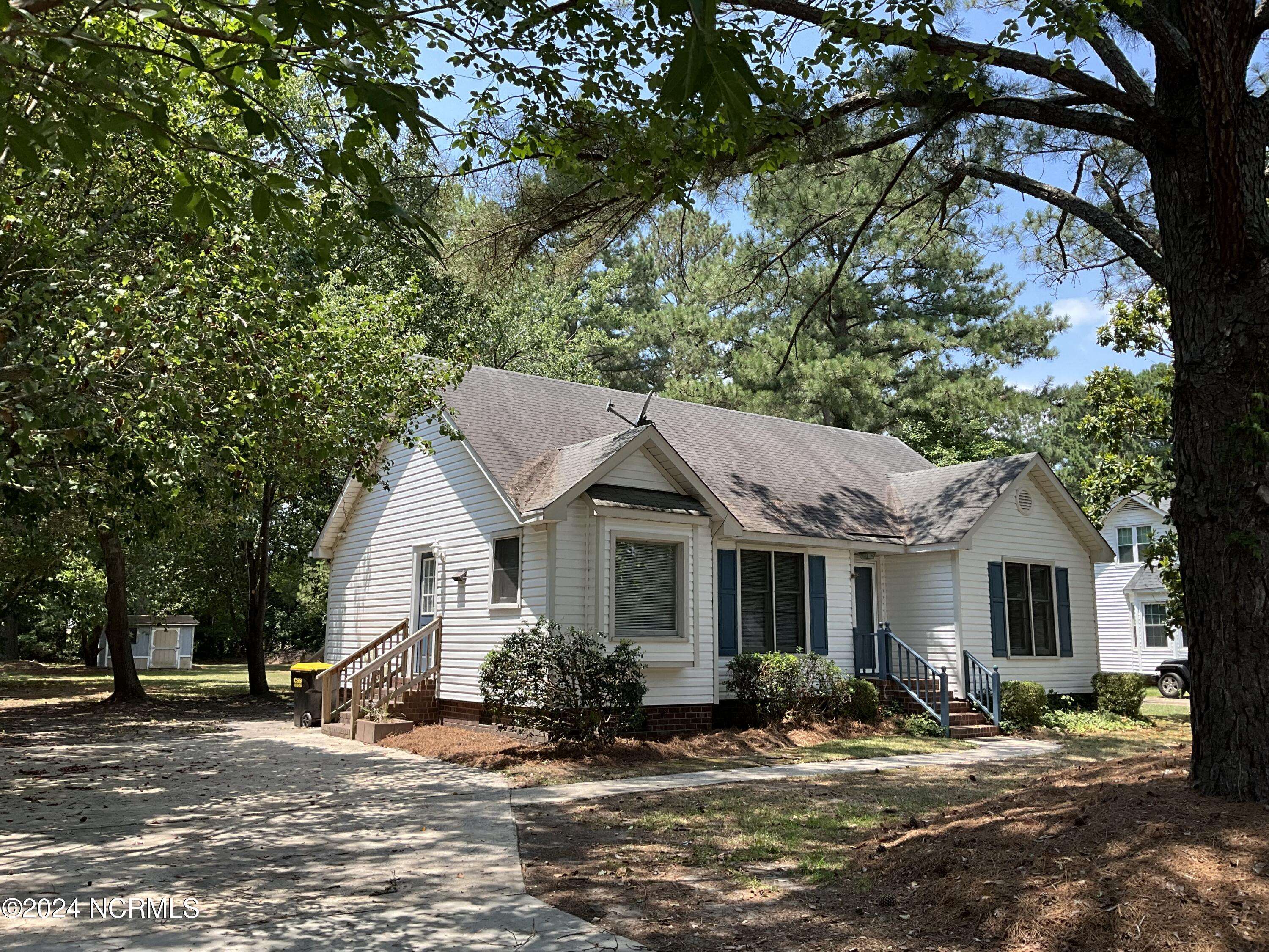 Winterville, NC 28590,715 Fox Chase Lane