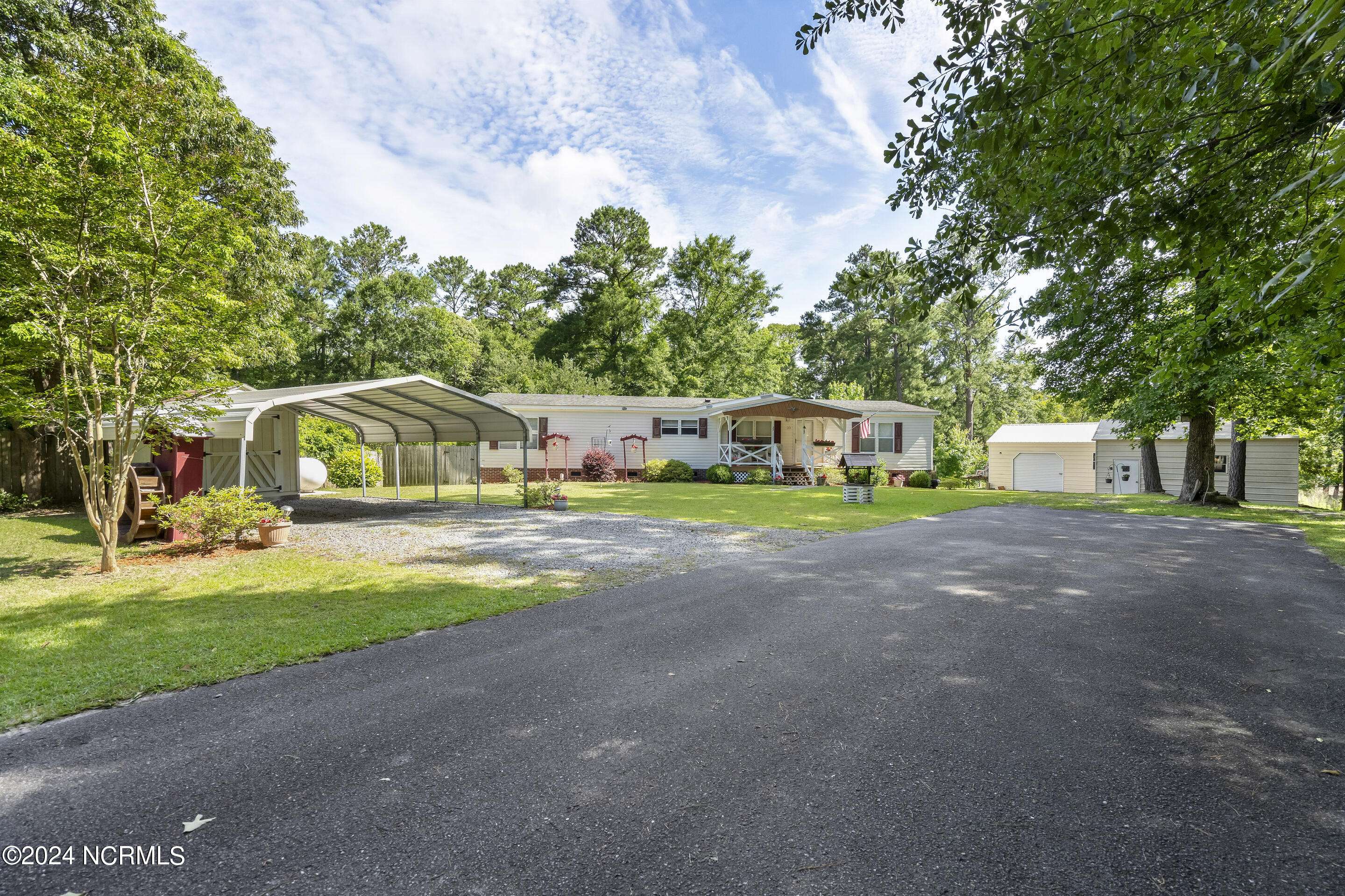 Hampstead, NC 28443,33 Justice CT