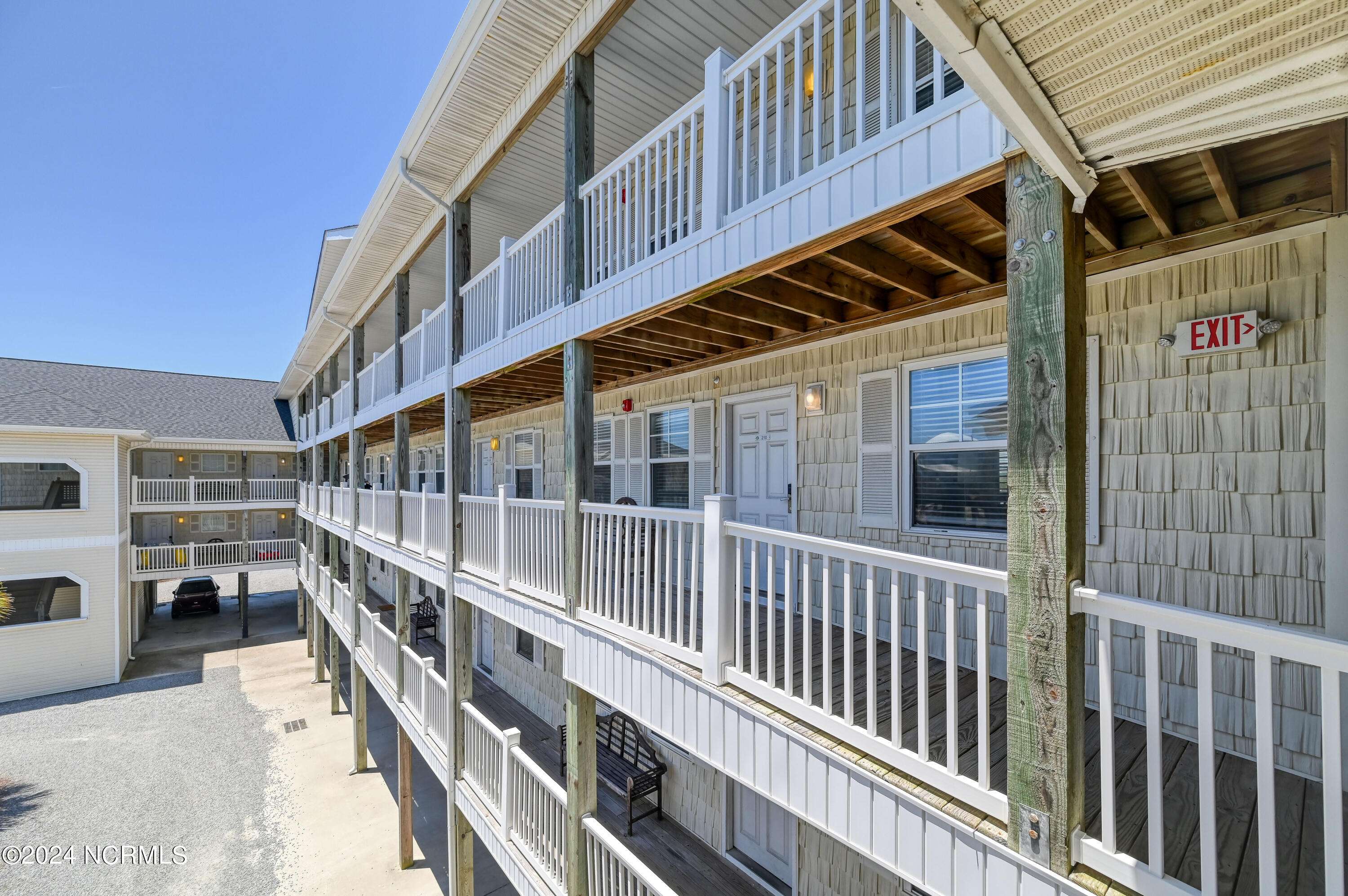 Surf City, NC 28445,1505 N New River Drive #210