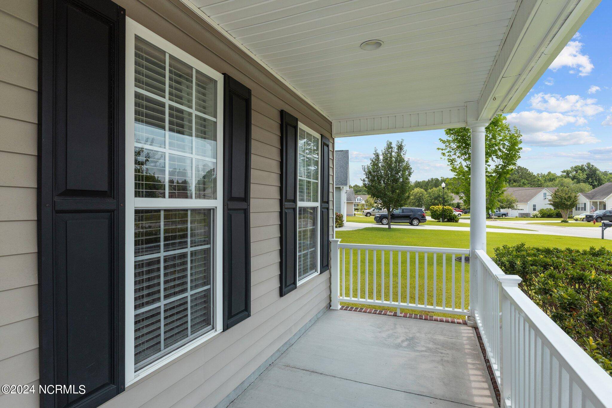 Newport, NC 28570,703 Mandolin LN