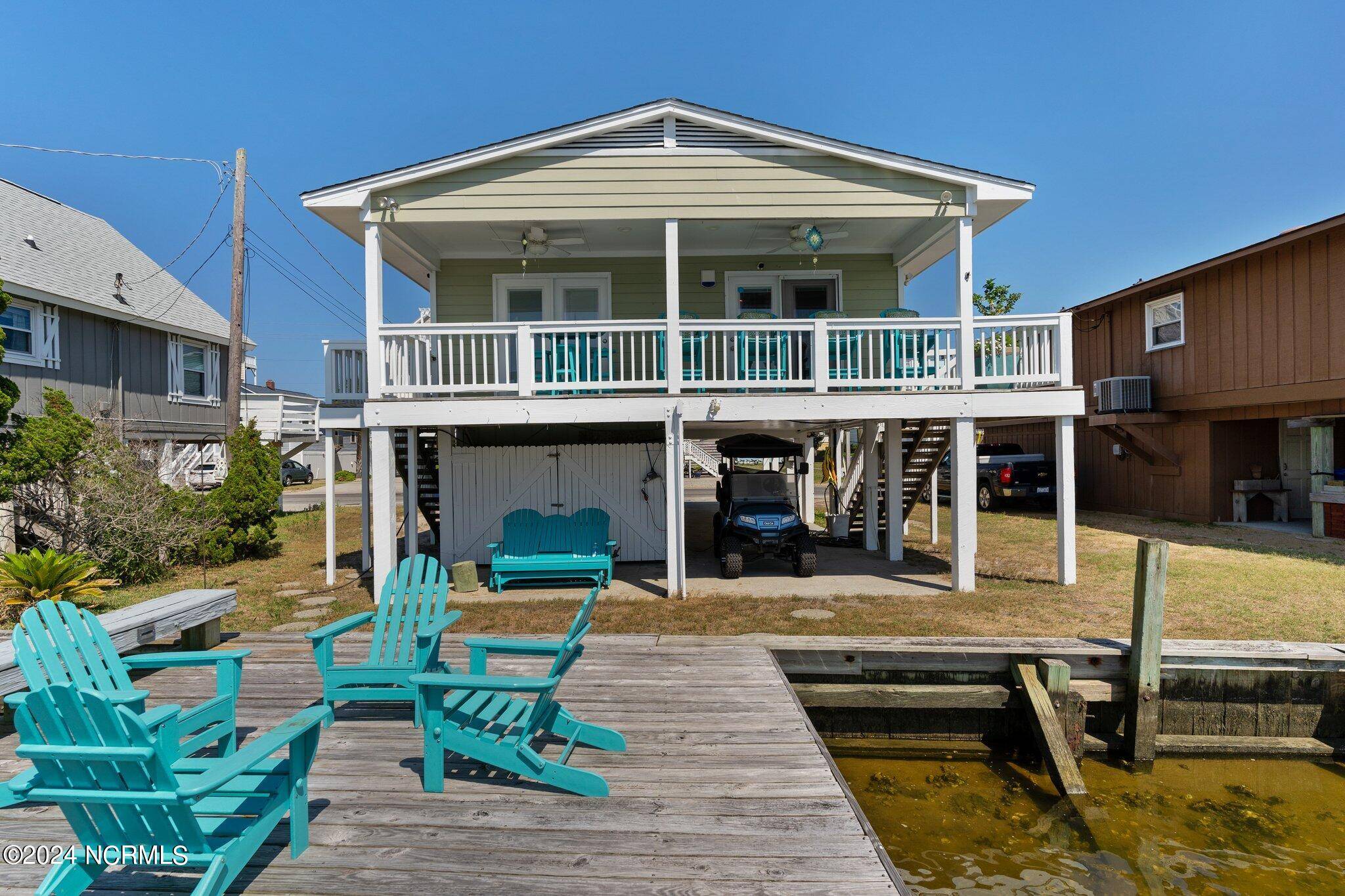 Carolina Beach, NC 28428,909 Canal DR