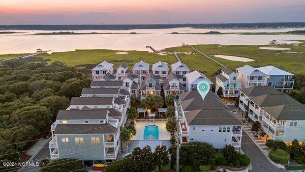 Surf City, NC 28445,122 Coastal Cay