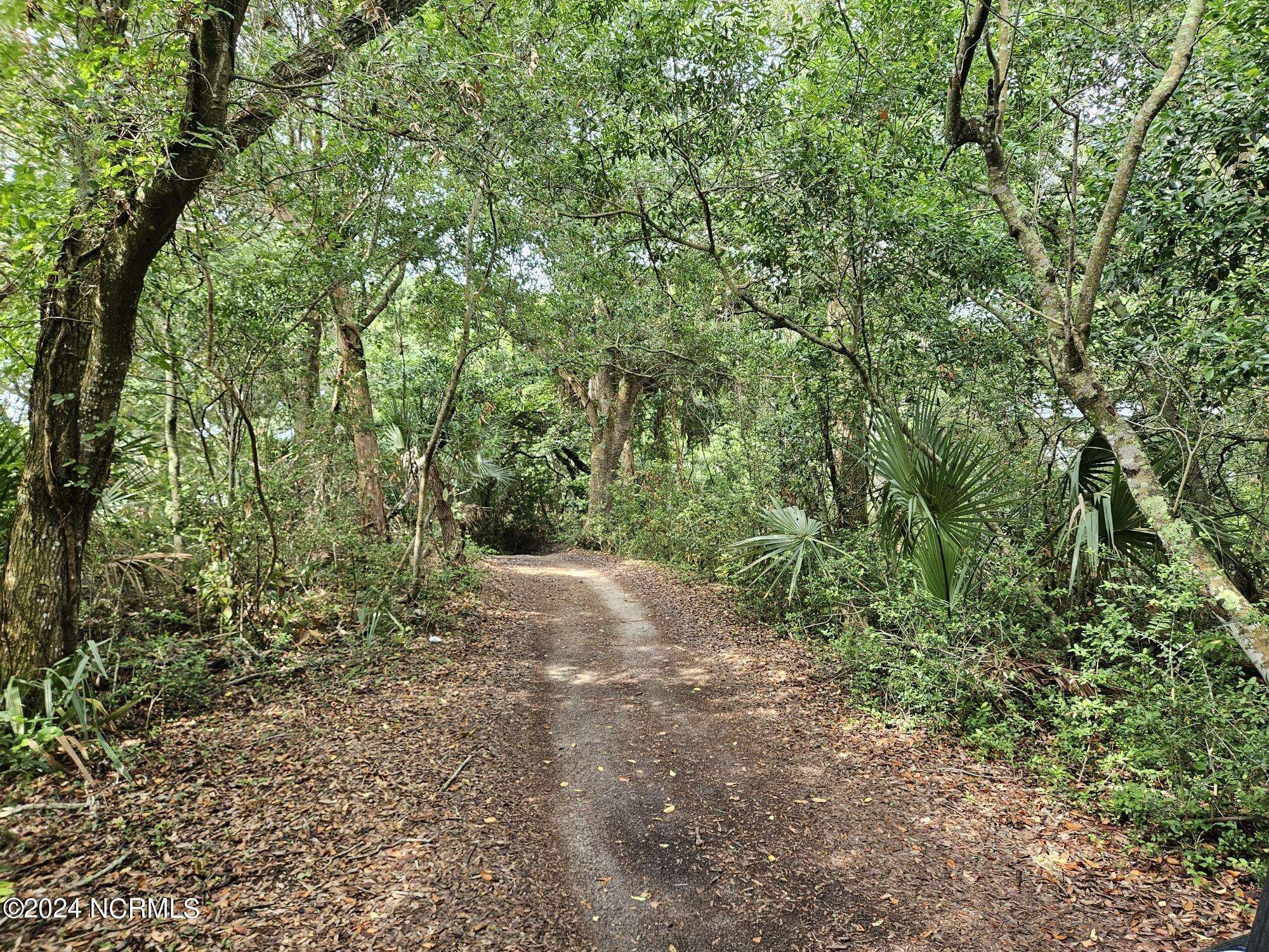 Bald Head Island, NC 28461,115 W Bald Head Wynd