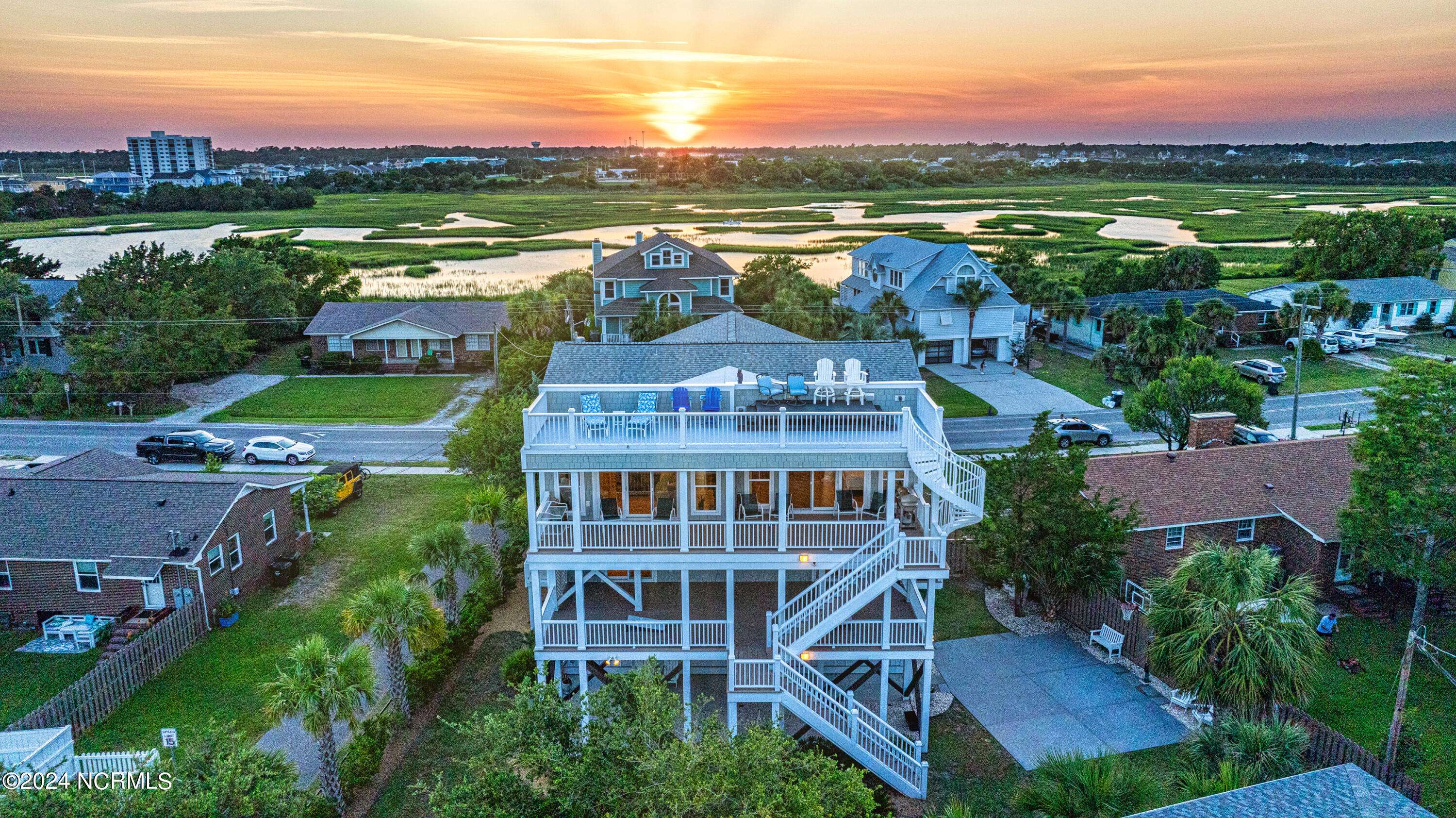 Wrightsville Beach, NC 28480,202 Coral DR