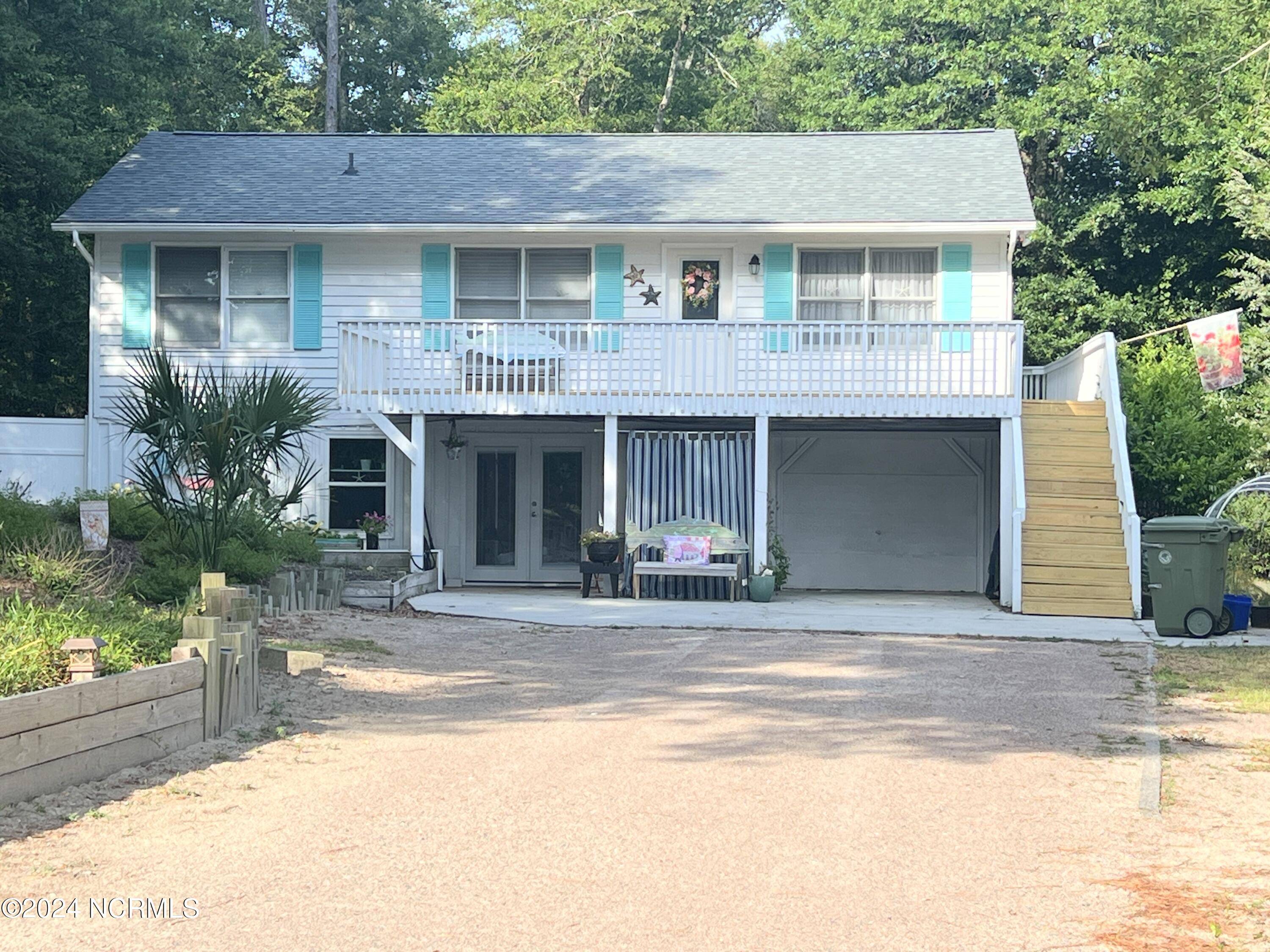 Emerald Isle, NC 28594,404 Lee AVE