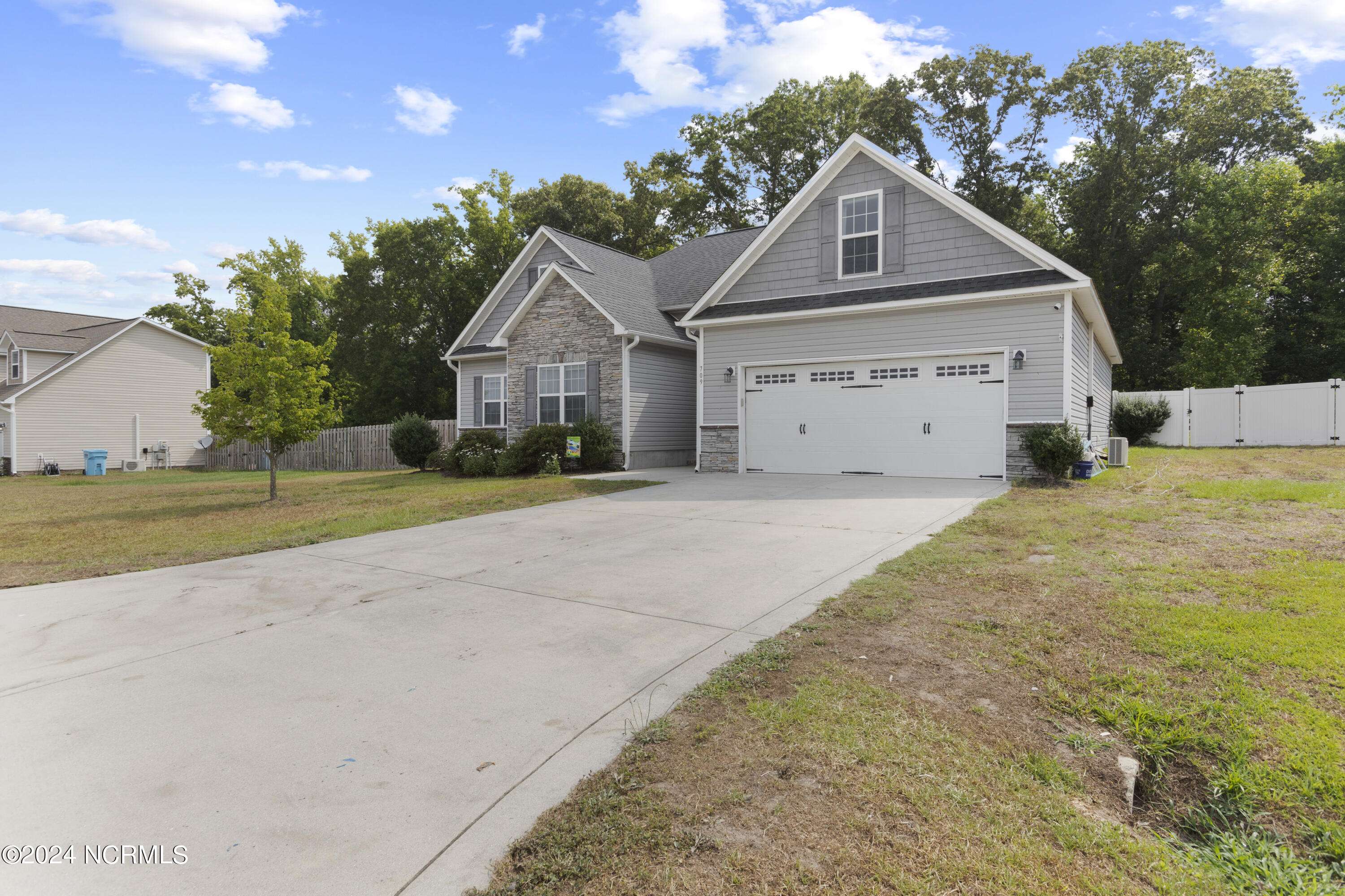 Richlands, NC 28574,709 Opus Court