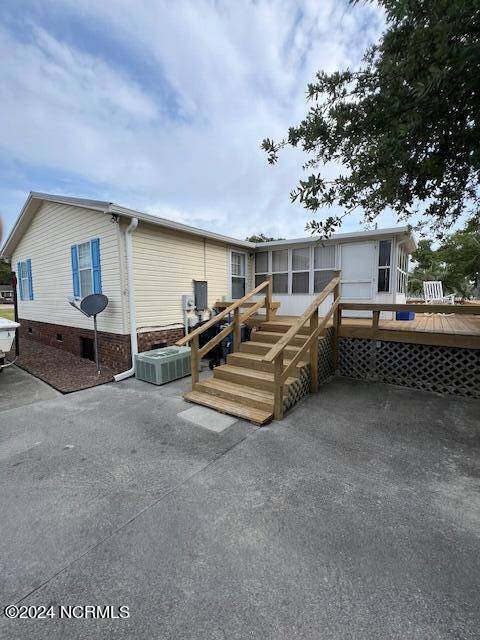 Harkers Island, NC 28531,164 Lewis ST