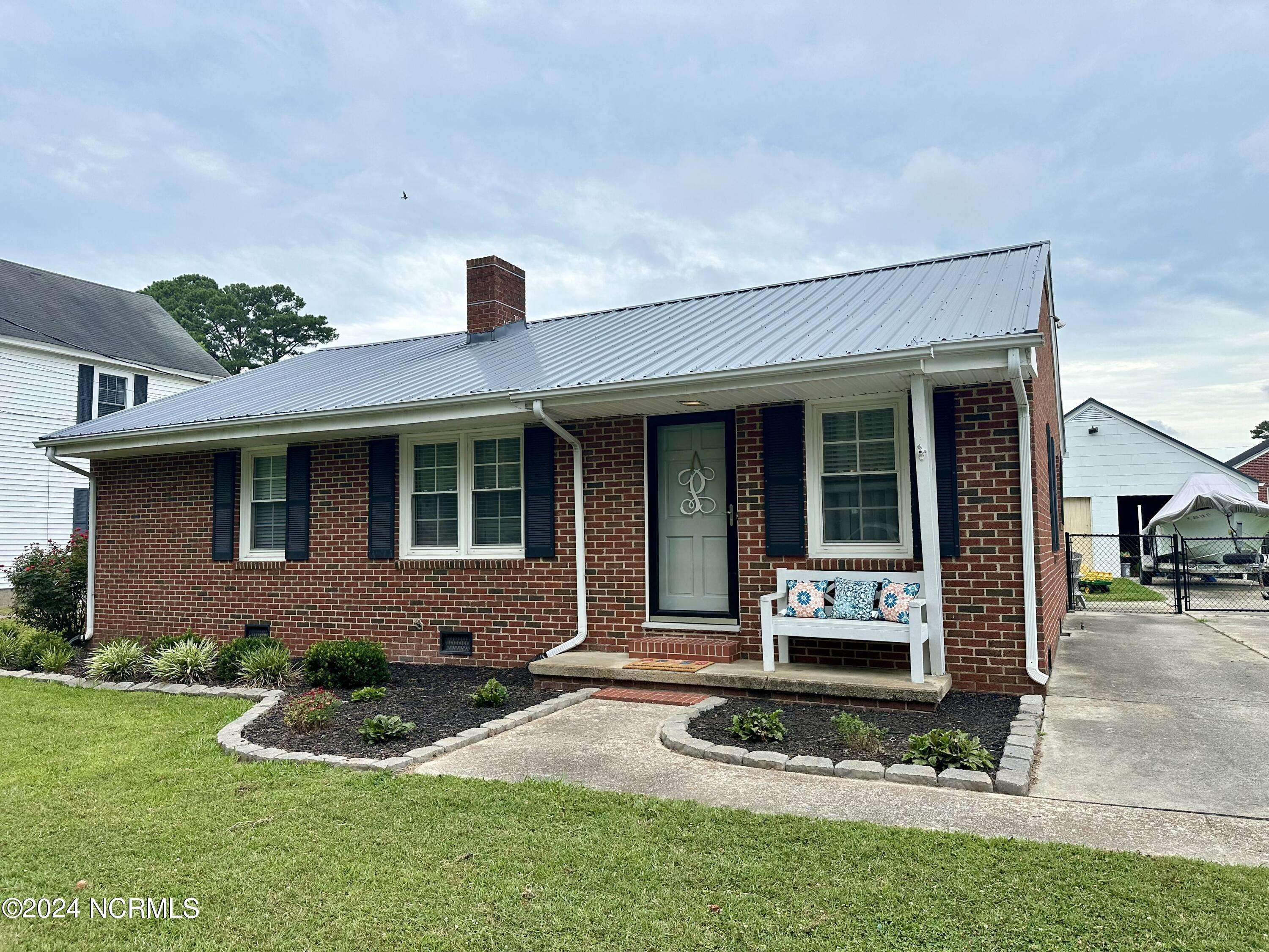 Colerain, NC 27924,204 W Academy ST