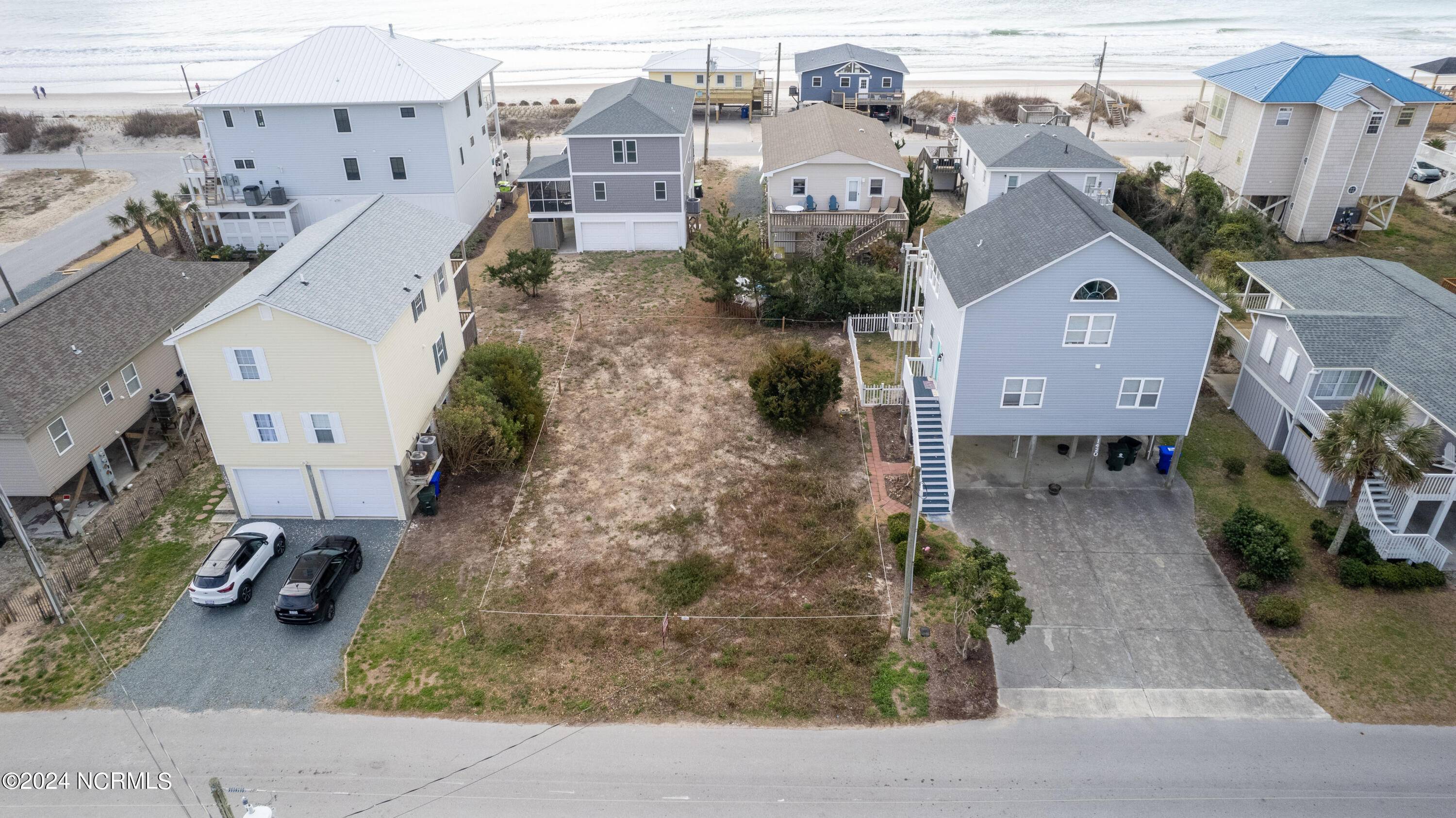 Surf City, NC 28445,1422 N Topsail DR