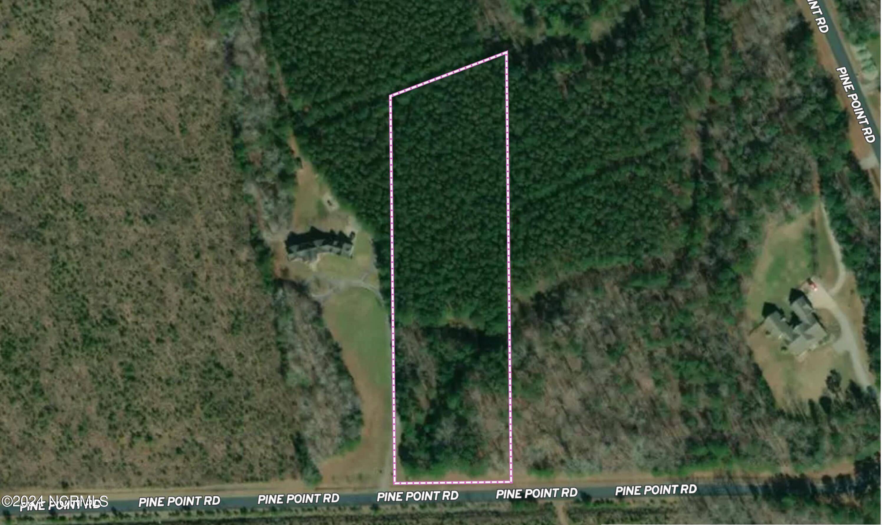 Hertford, NC 27944,135 Pine Point RD