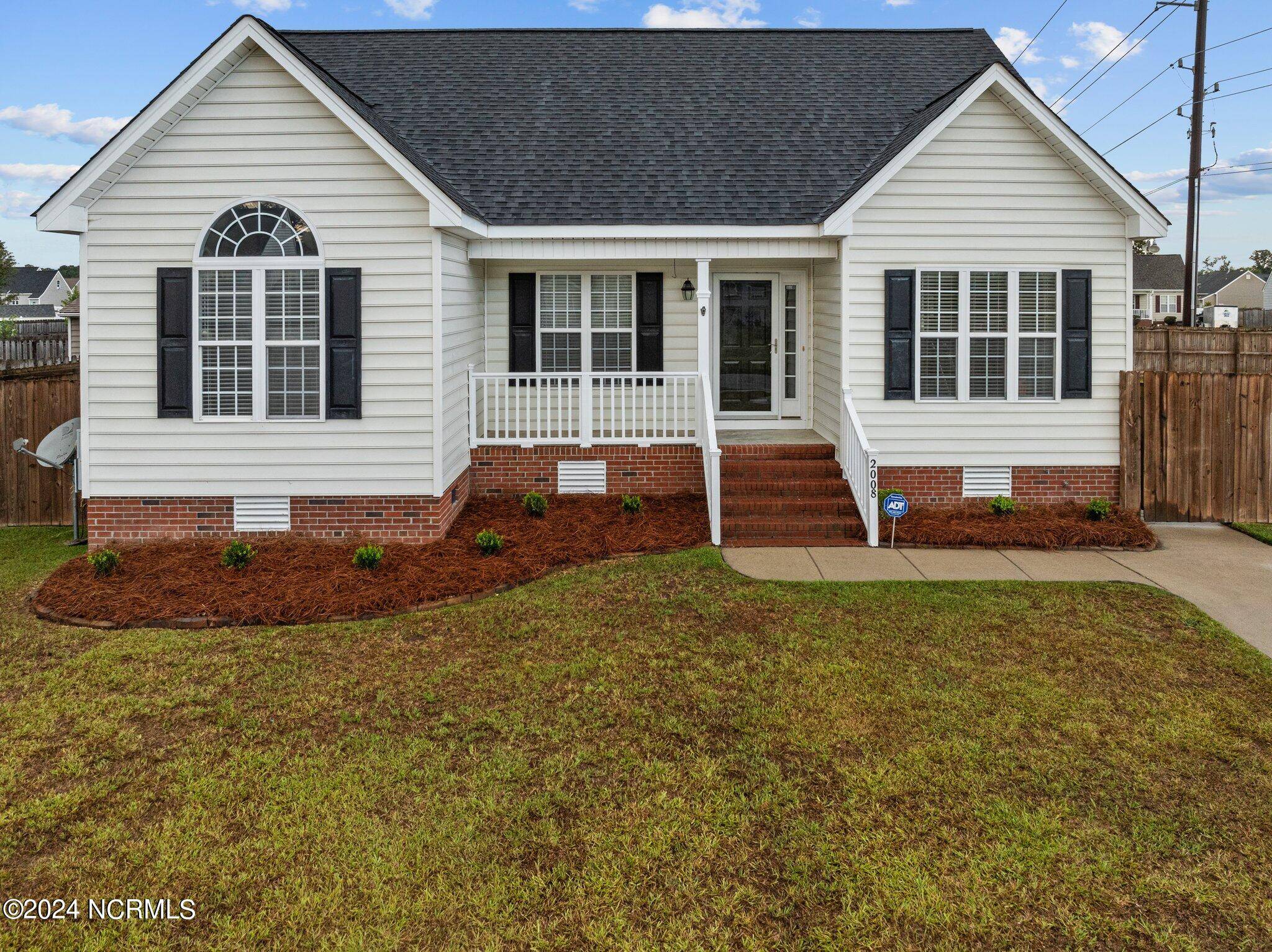 Winterville, NC 28590,2008 Charterhouse LN