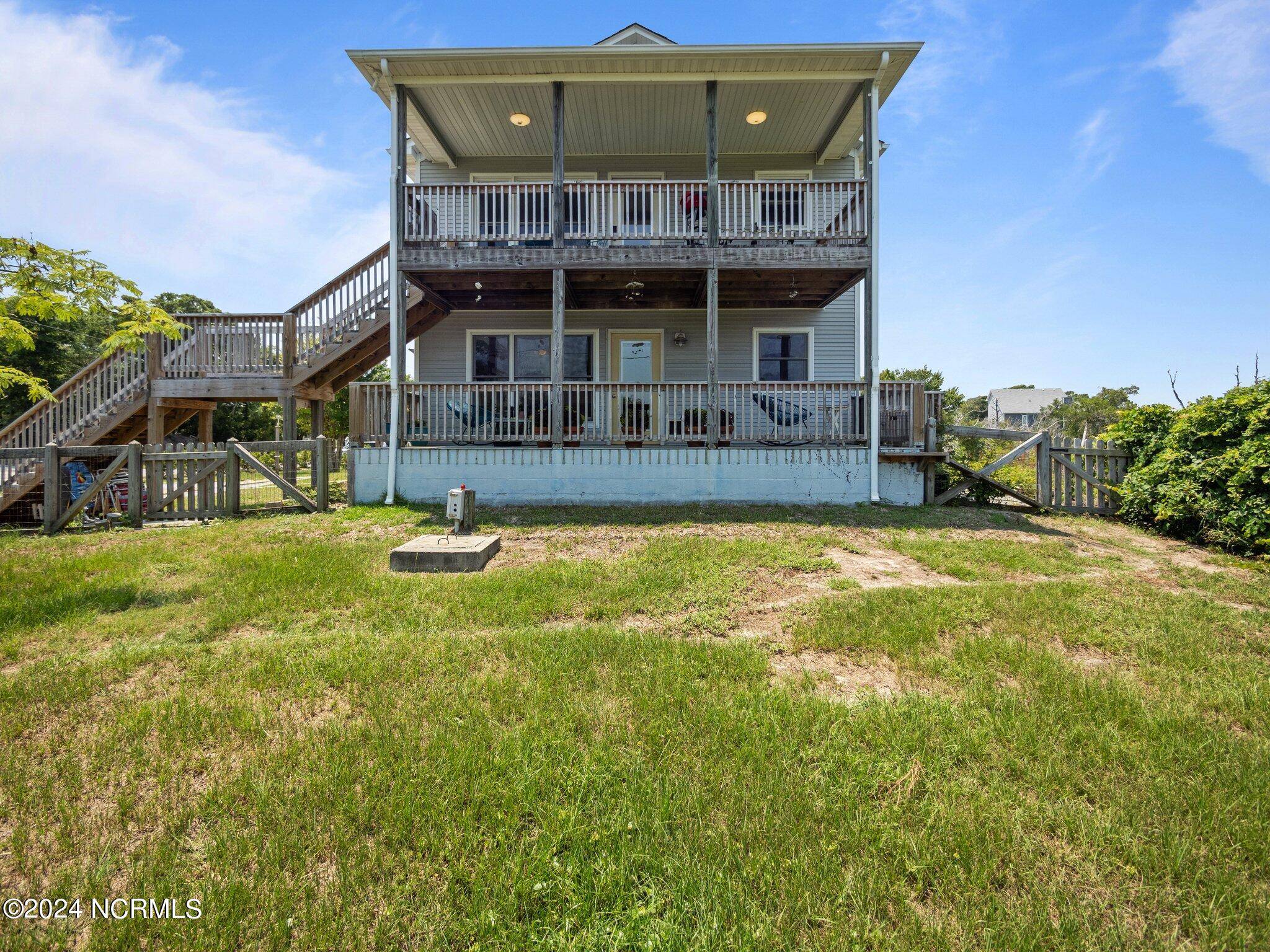 Emerald Isle, NC 28594,6910 Canal DR