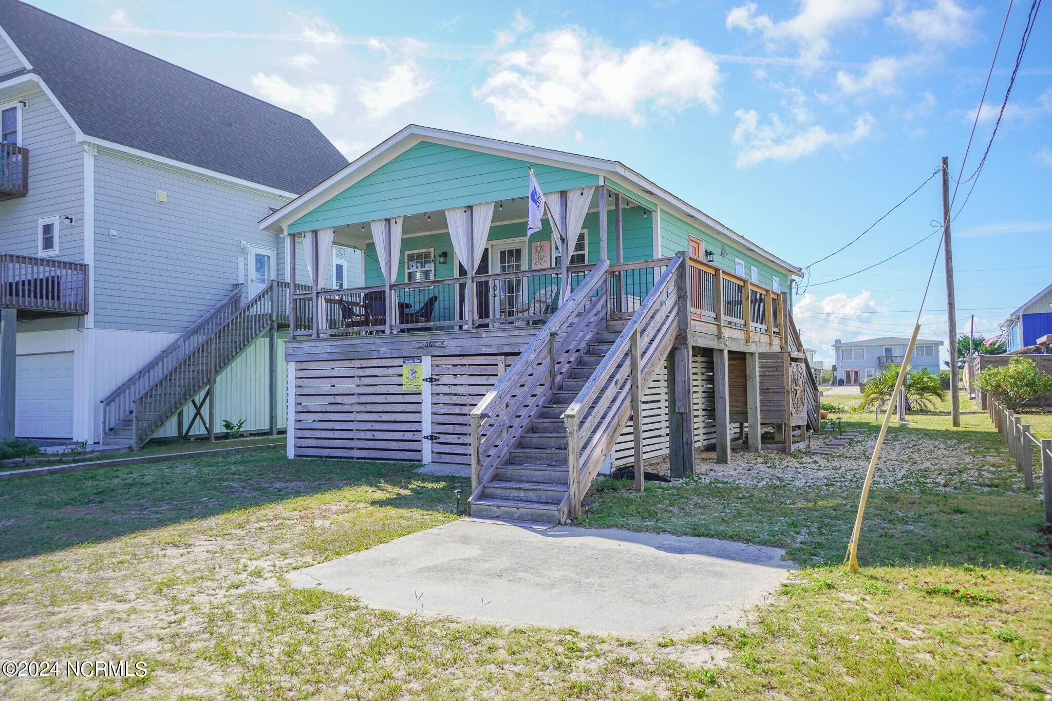 North Topsail Beach, NC 28460,2660 Island DR