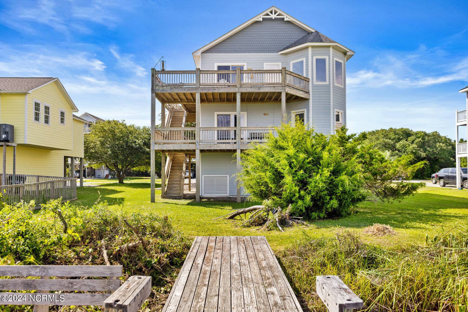 North Topsail Beach, NC 28460,139 Old Village LN